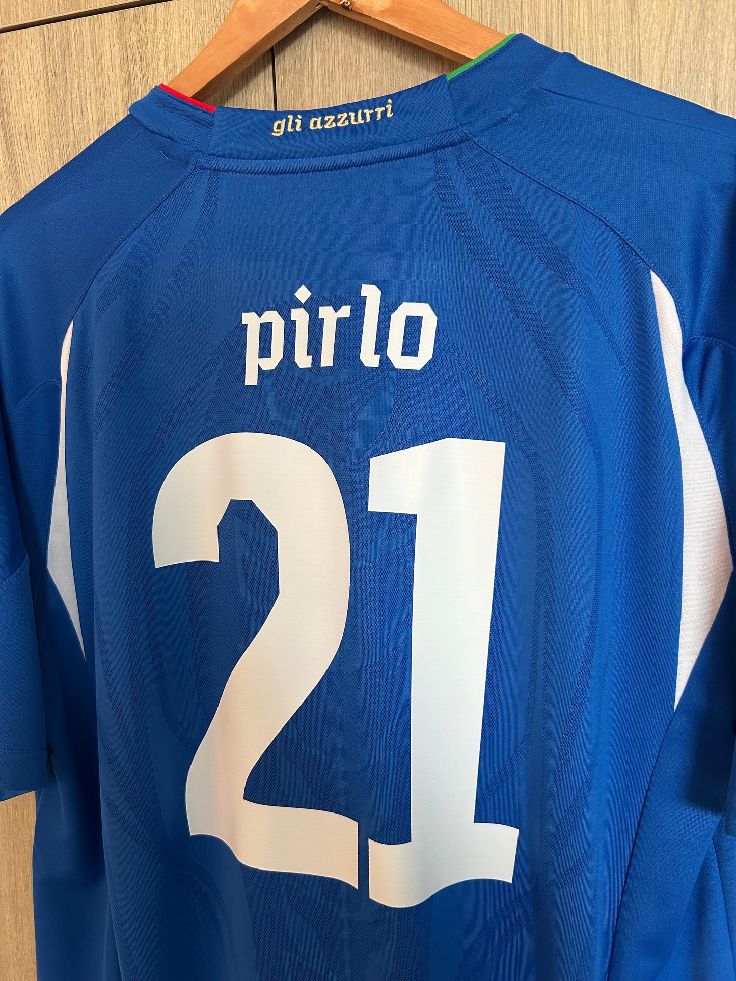 Italy 2010-12 Home Shirt- Pirlo #21 - XL