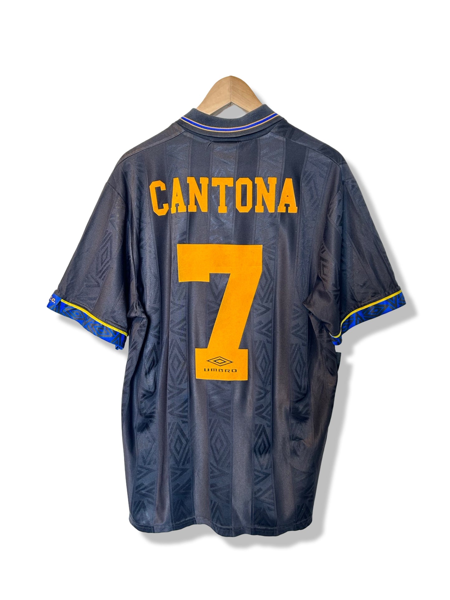 Manchester United 1993-95 Away Shirt - Cantona #7 - L