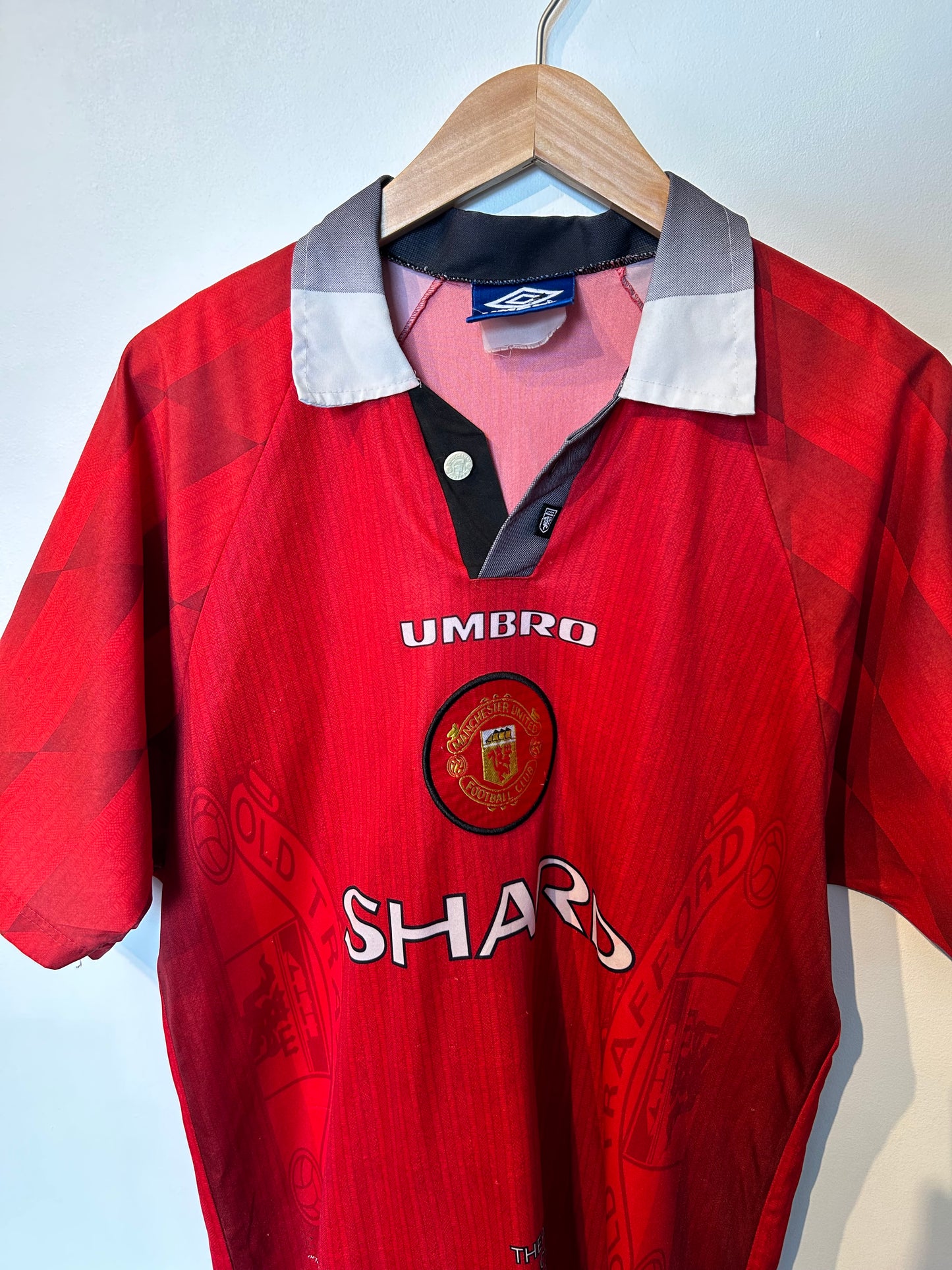 Manchester United 1996-98 Home Shirt - Keane #16 - M