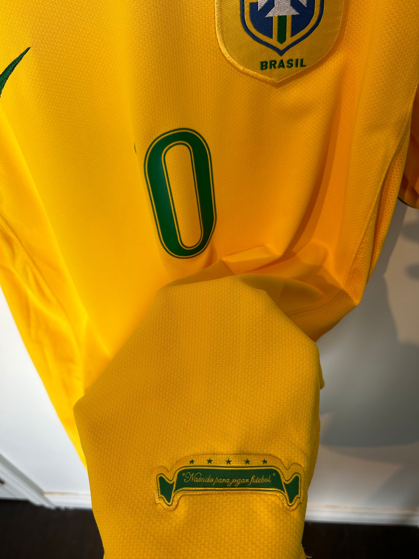 Brazil 2006-08 Home Shirt - Ronaldinho #10 - M