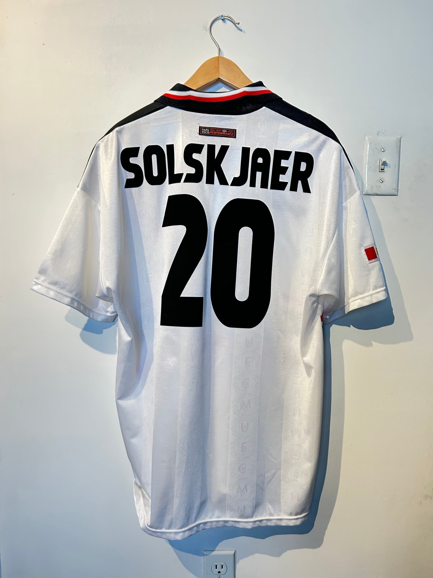 Manchester United 1997-99 Away Shirt - Solskjaer #20 - XL