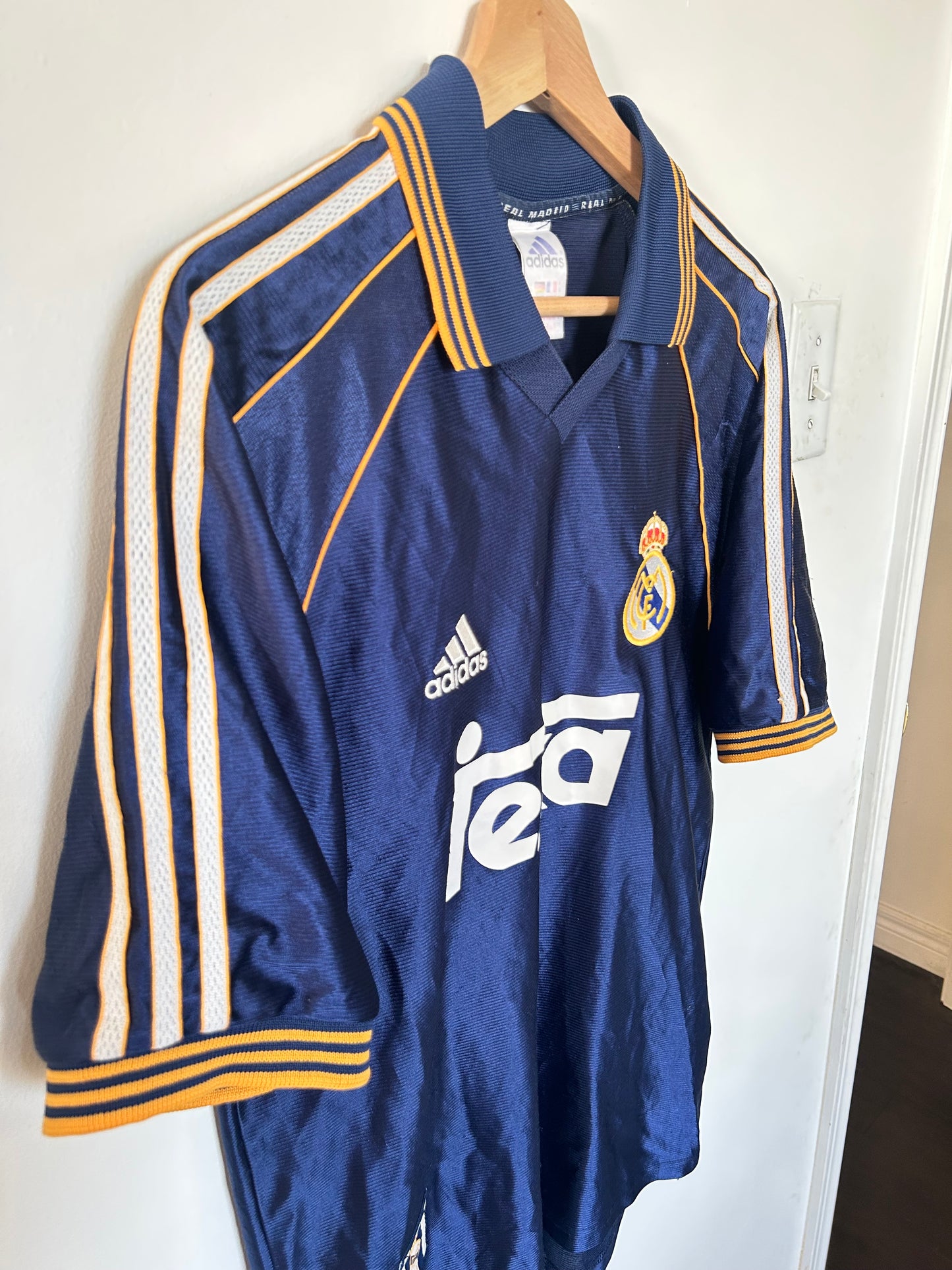 Real Madrid 1998-99 Third Shirt - Raul #7 - S