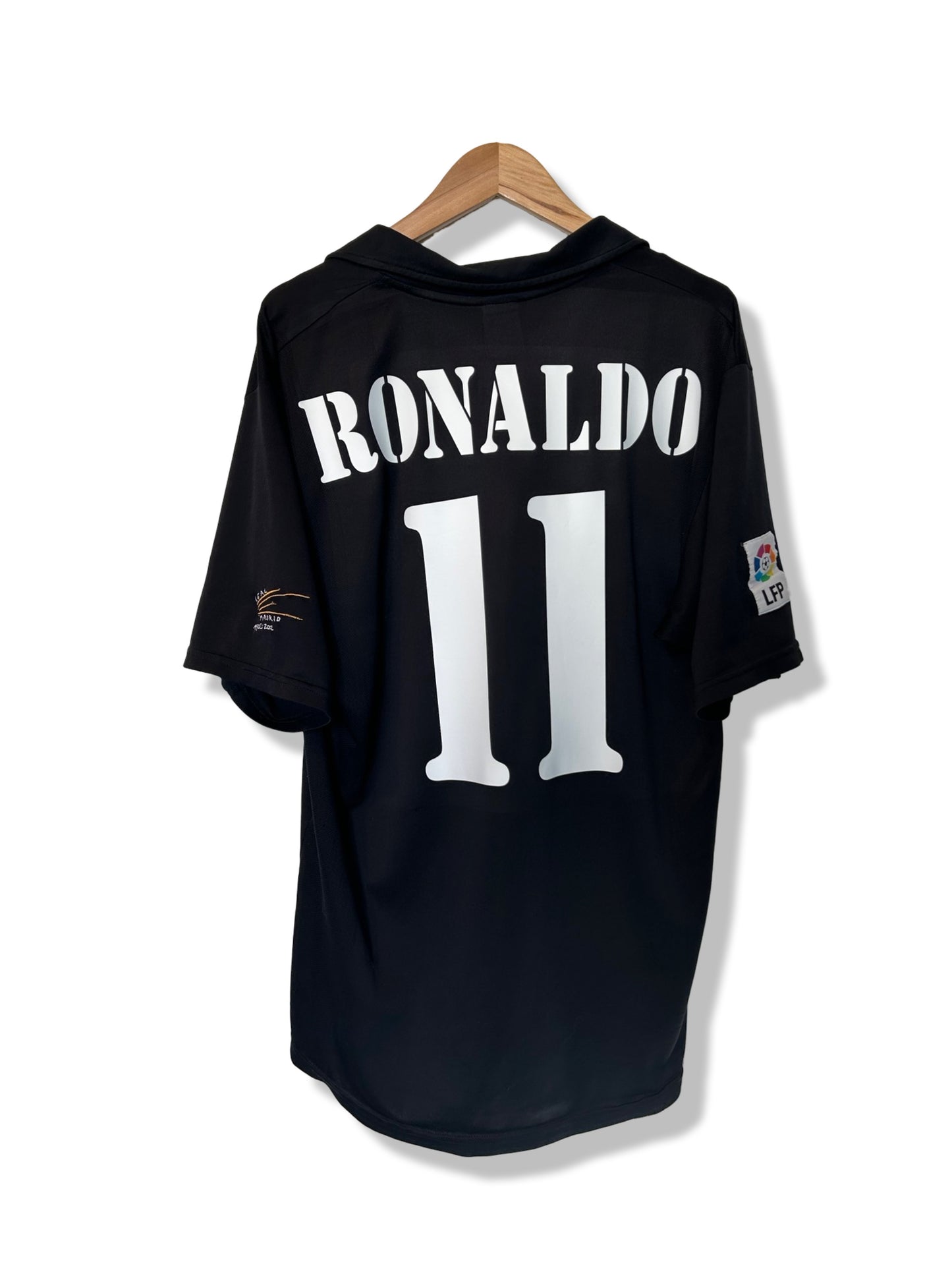 Real Madrid 2002-03 Away Shirt - Ronaldo #11 - L