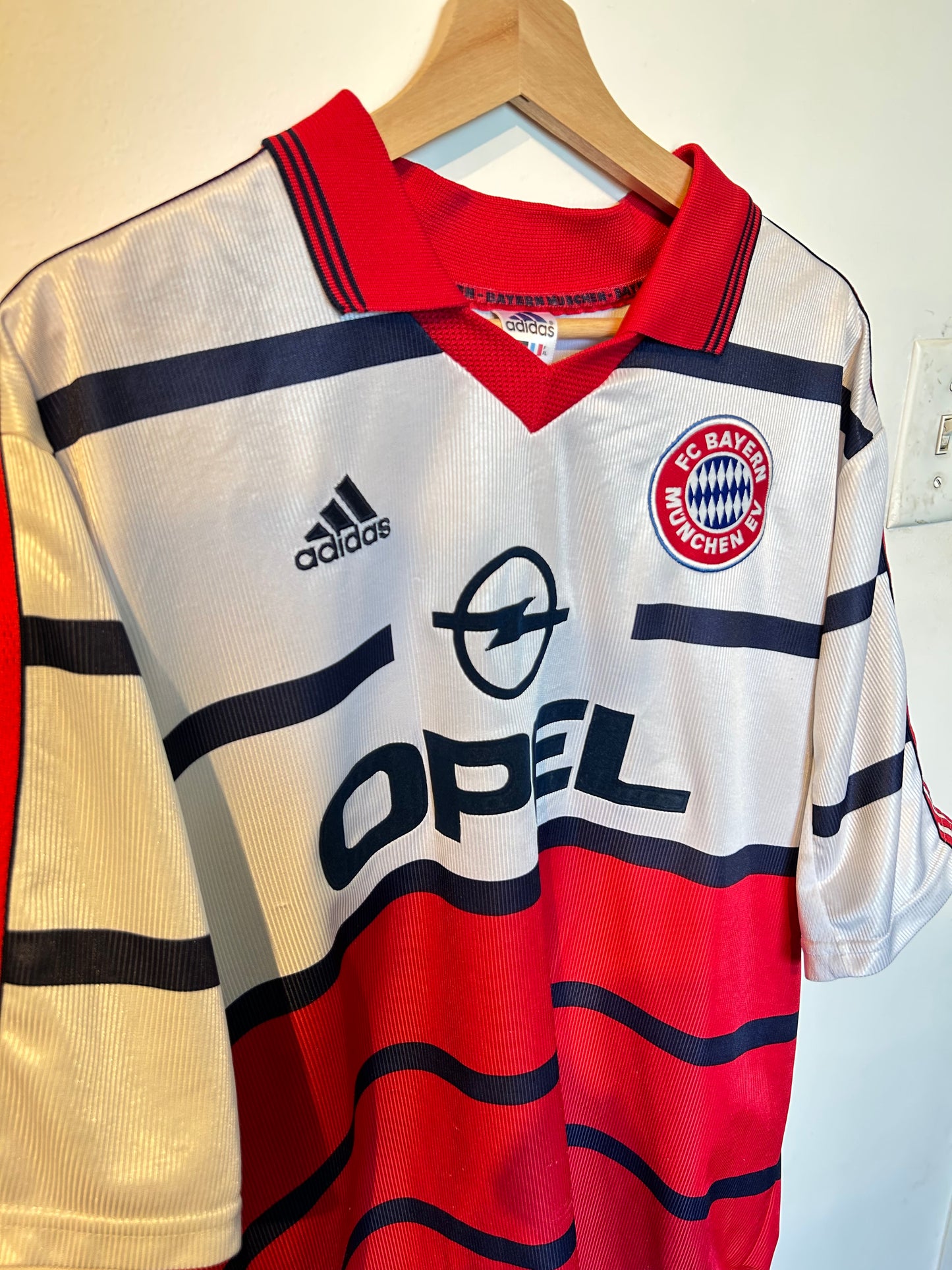 Bayern Munich 1998-00 Away Shirt - Matthaus #10 - XL