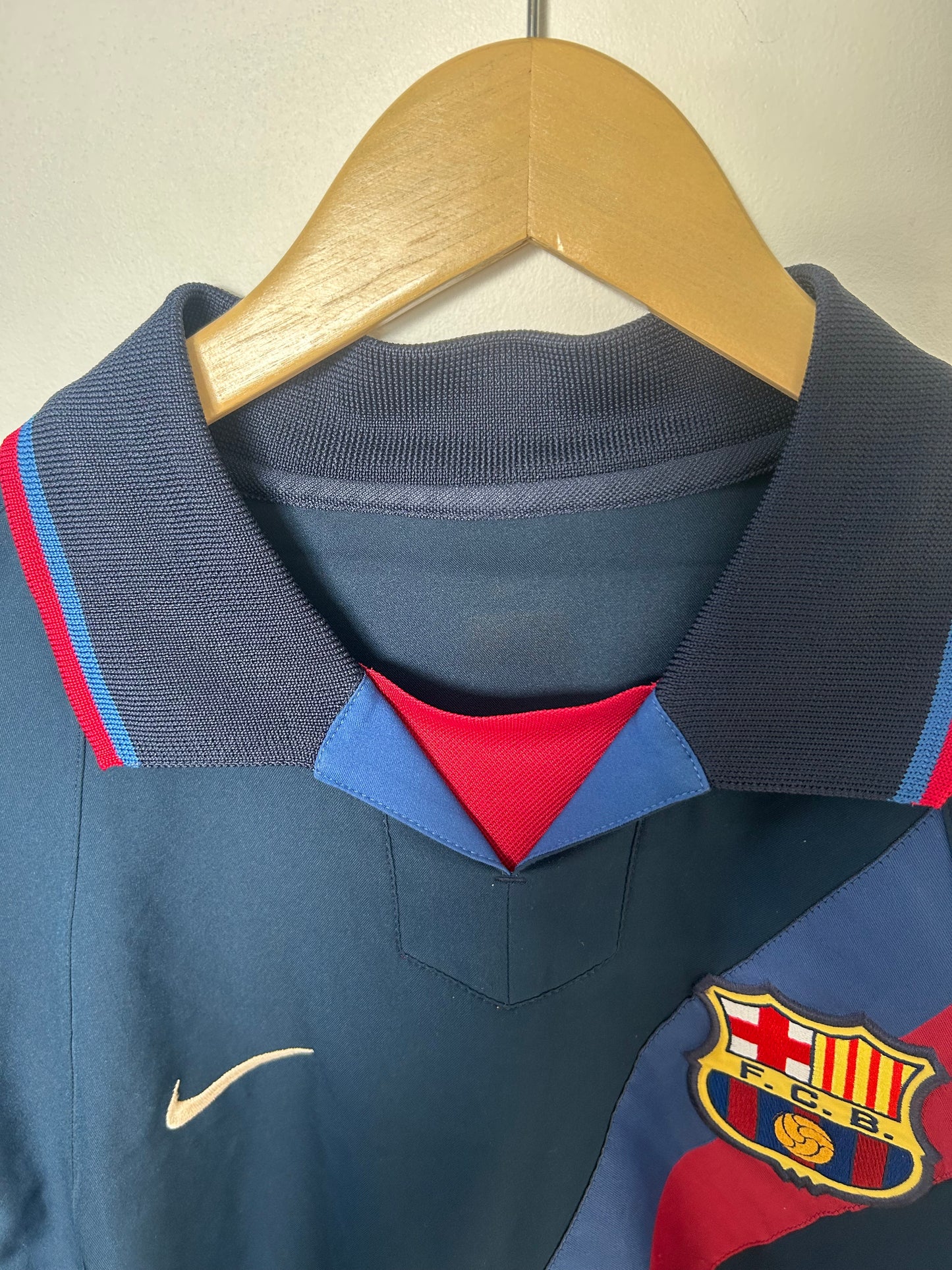 Barcelona 2003-04 Third Shirt - Ronaldinho #10 - S