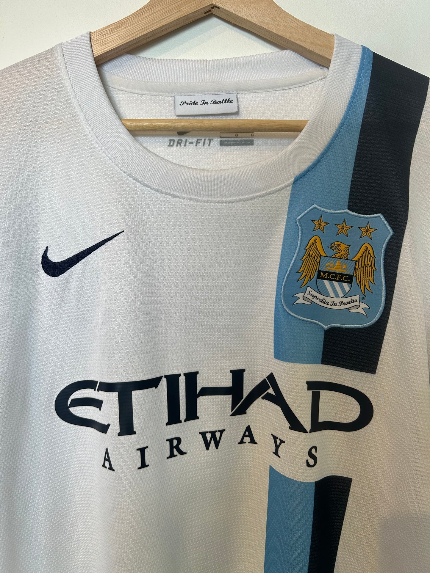Manchester City 2013-14 Third Shirt L/S - Kun Aguero #16 - L