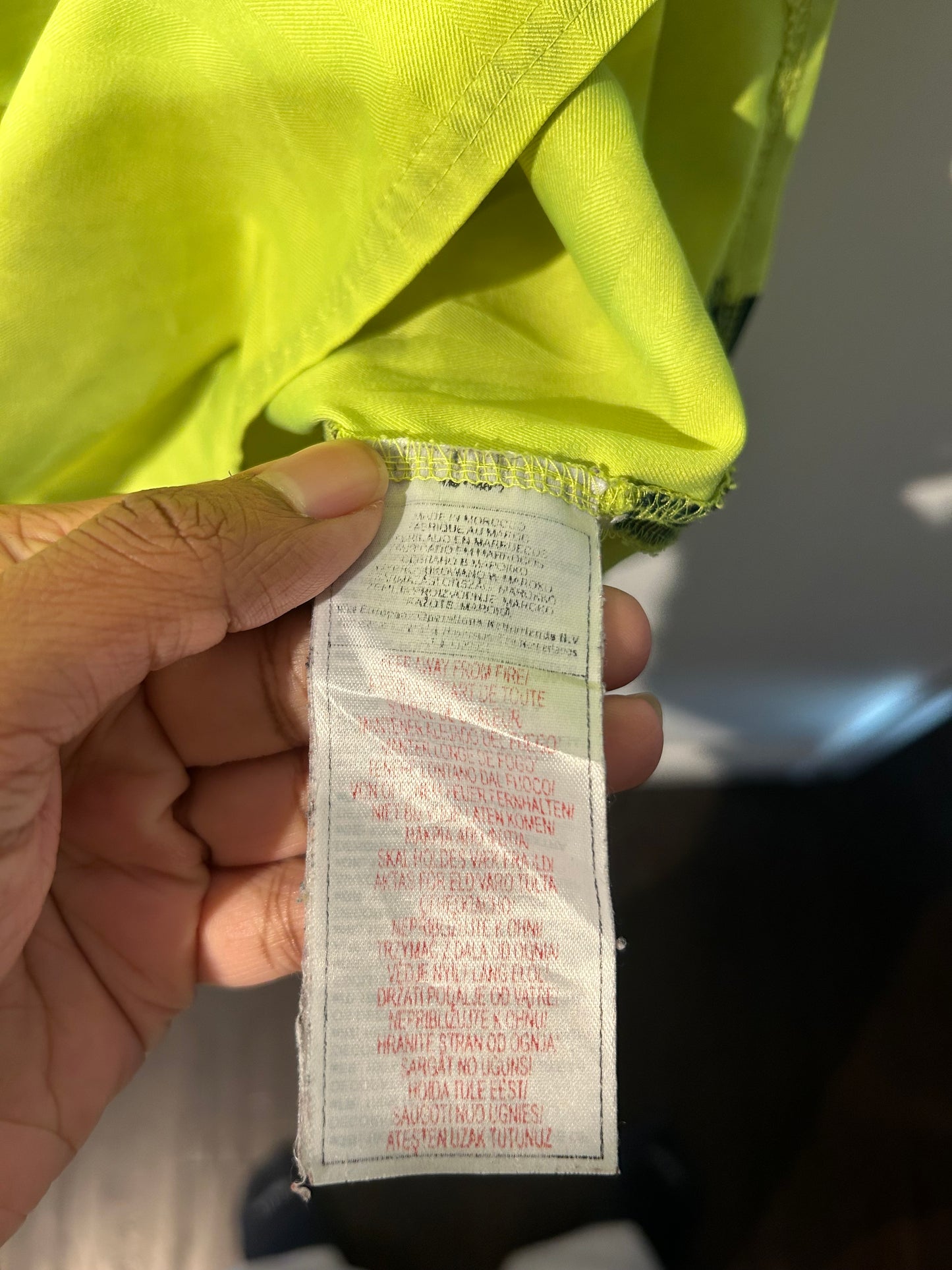 FC Barcelona 2005-06 Away Shirt - Messi $30 - S