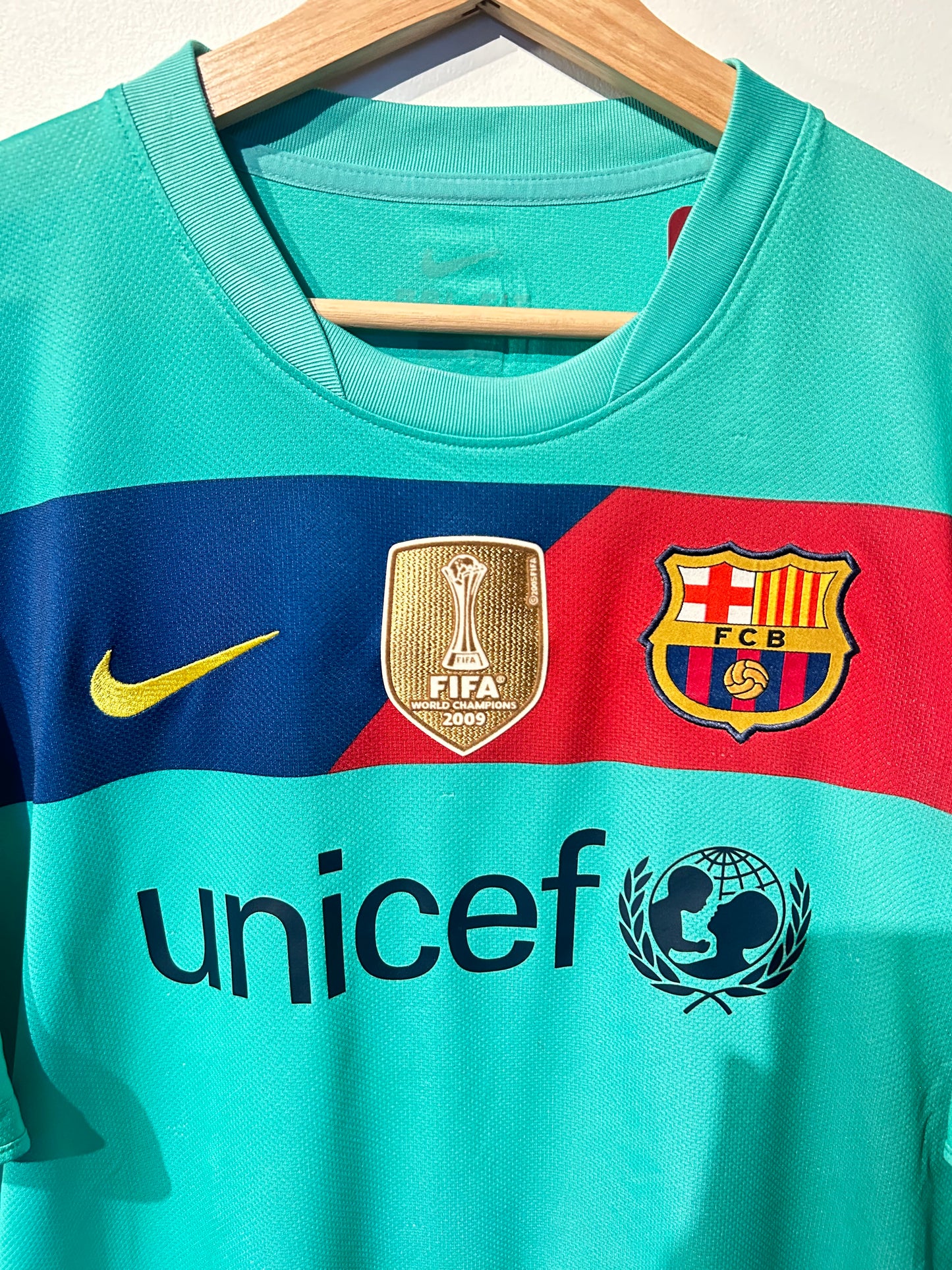Barcelona 2010-11 Away Shirt - Messi #10 - XL