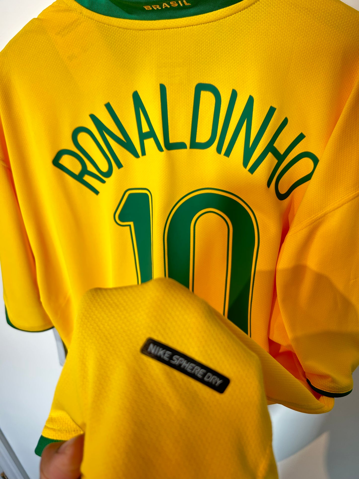 Brazil 2006-08 Home Shirt BNWT - Ronaldinho #10 - 3XL