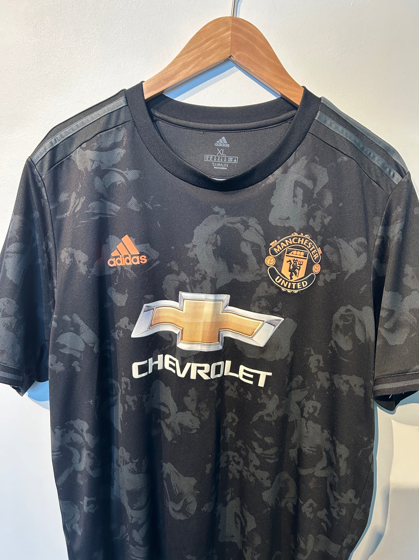 Manchester United 2019-20 Third Shirt - B. Fernandes #18 - XL