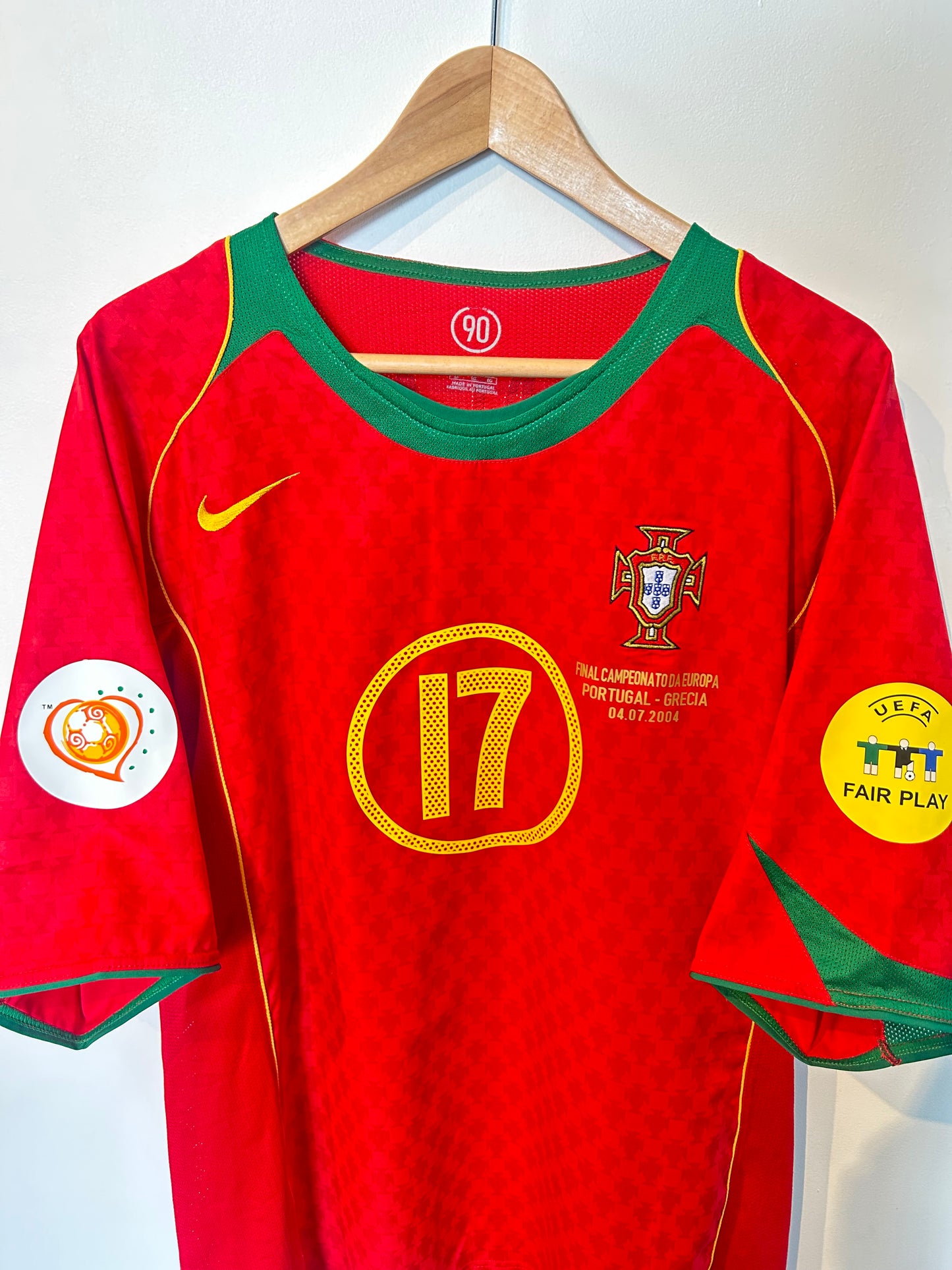 Portugal 2004-06 Home Shirt - C. Ronaldo #17 - XL