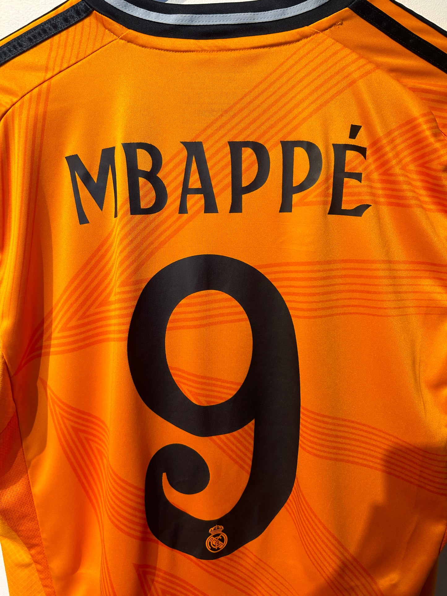 Real Madrid 2024-25 Away Shirt - Mbappe #9 - M