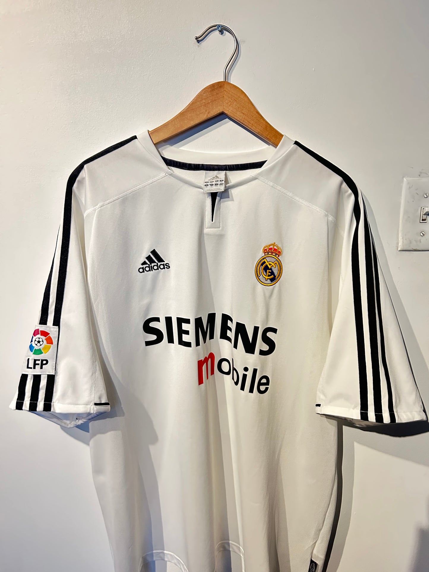 Real Madrid 2003-04 Home Shirt - Beckham #23 - XL
