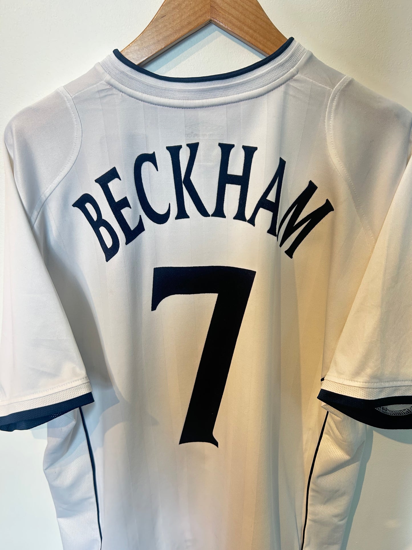 England 2001-03 Home Shirt - Beckham #7 - XL