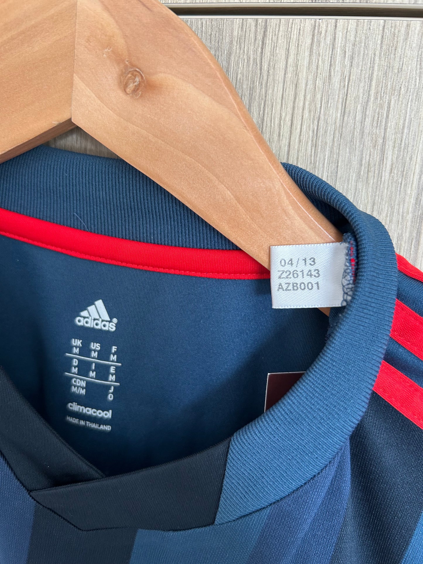 Bayern Munich 2013-14 Third Shirt - Schweinsteiger #31 - M
