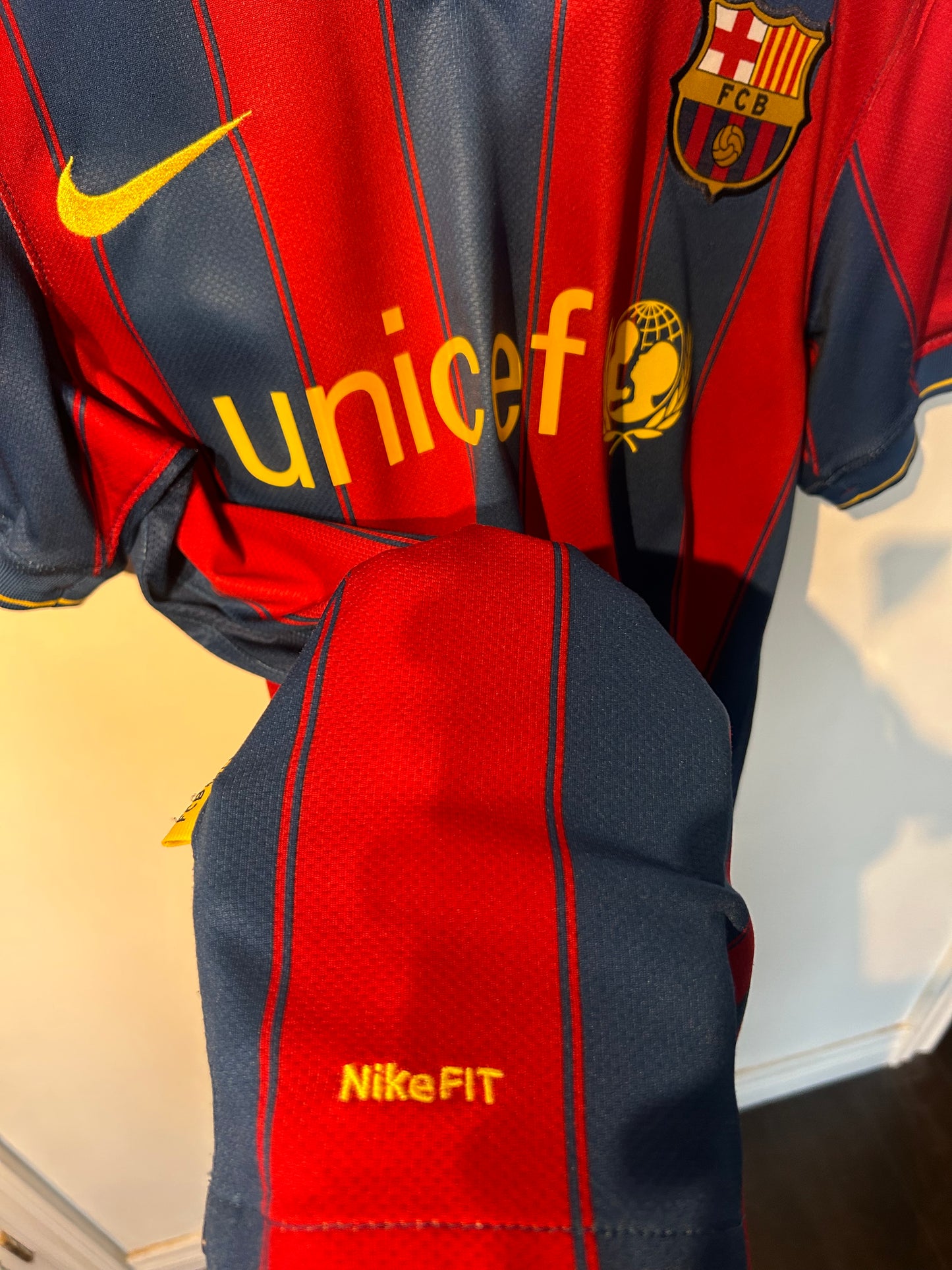Barcelona 2009-10 Home Shirt - Puyol #5 - S