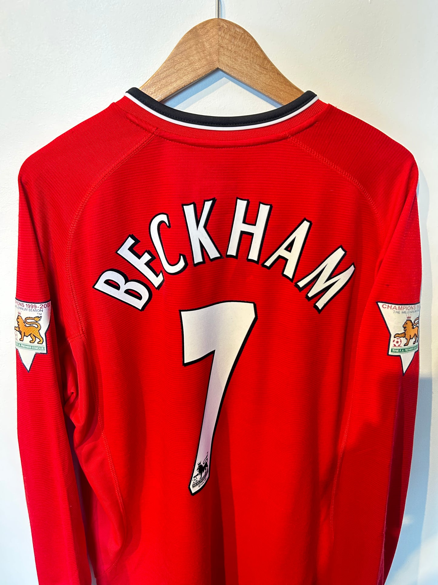 Manchester United 2000-02 Home Shirt L/S - Beckham #7 - L