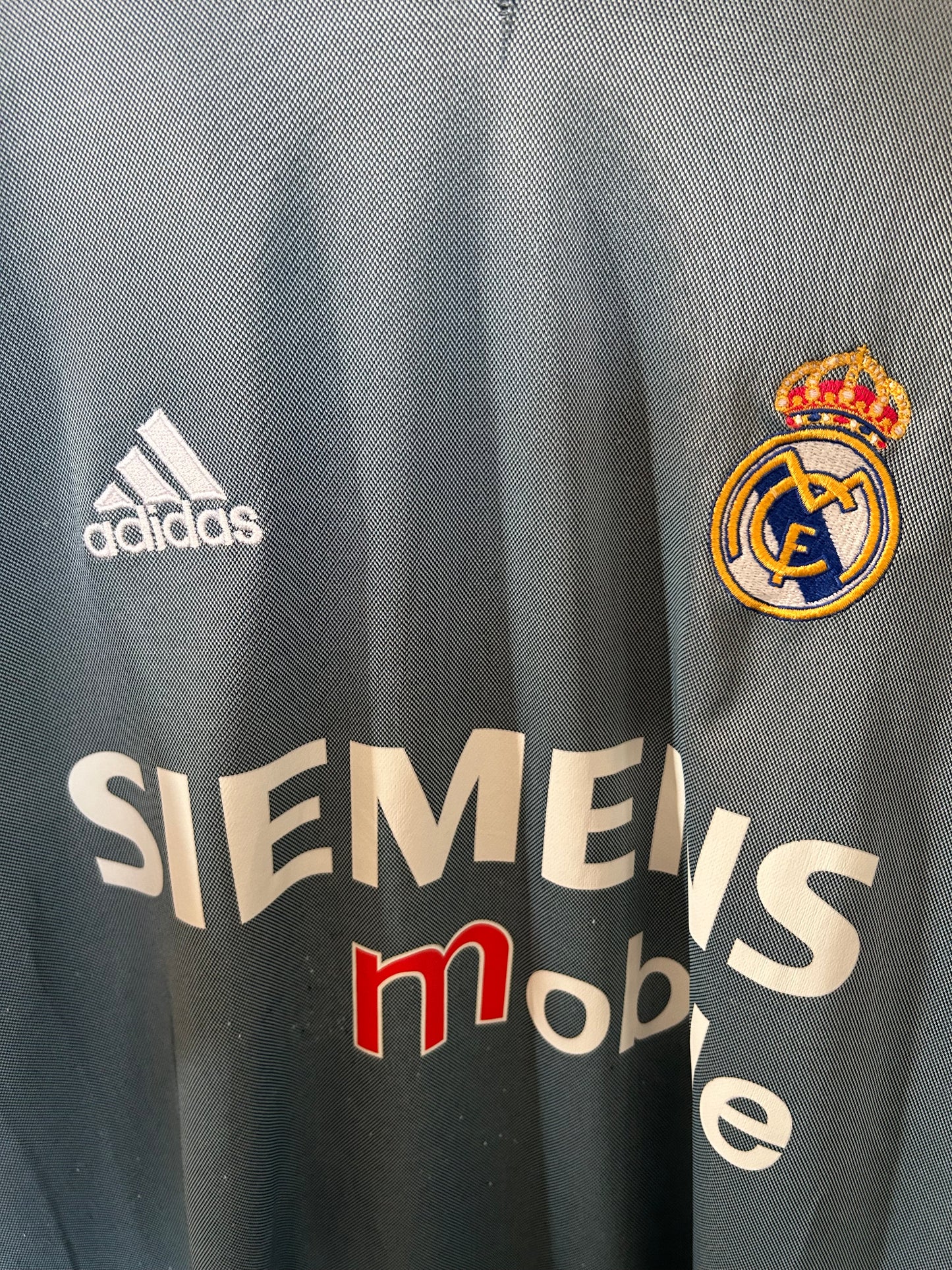 Real Madrid 2003-04 Third Shirt - Ronaldo #9 - M