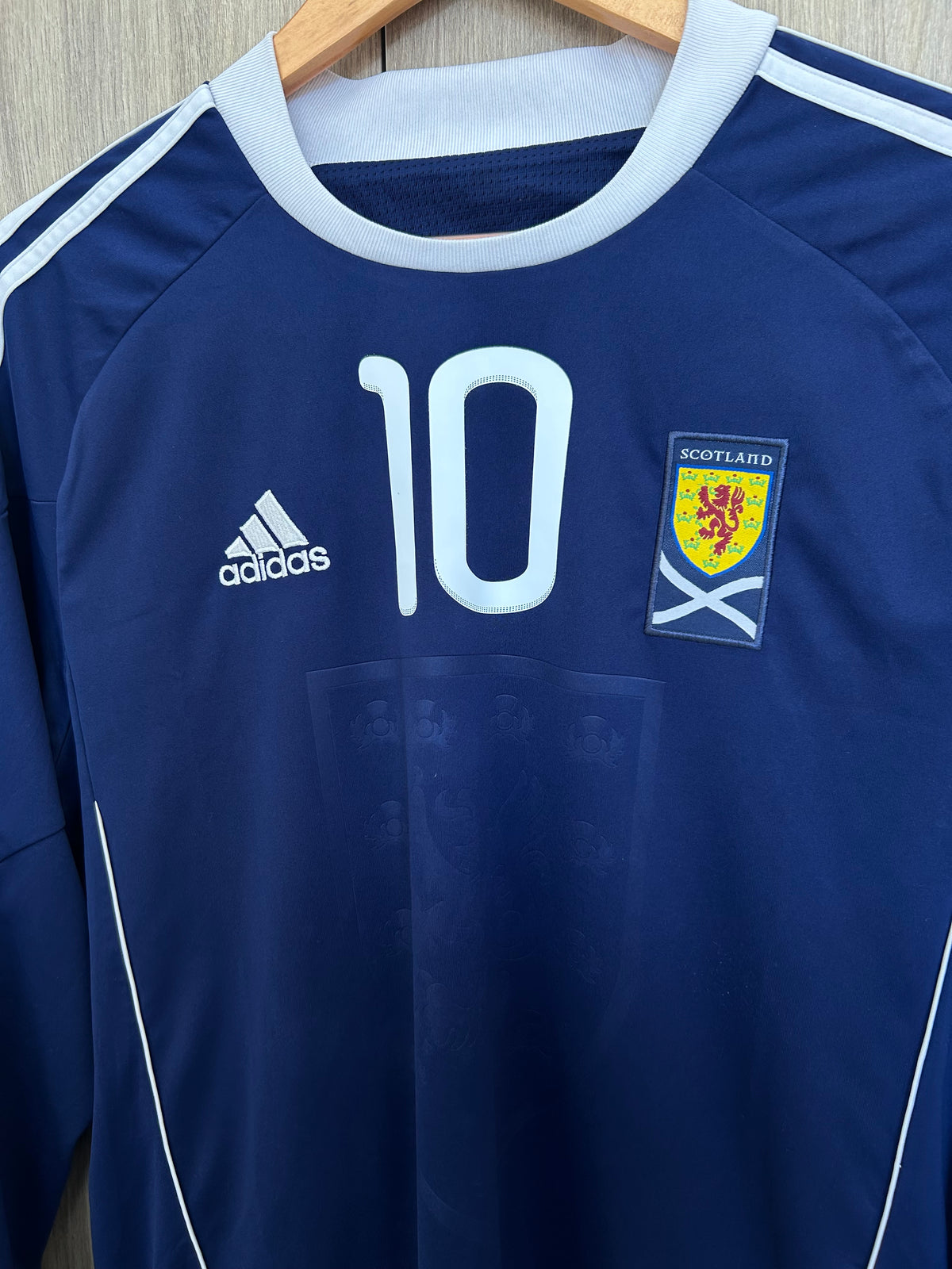 Scotland 2010-11 Home Shirt L/S - Fletcher #10 - M