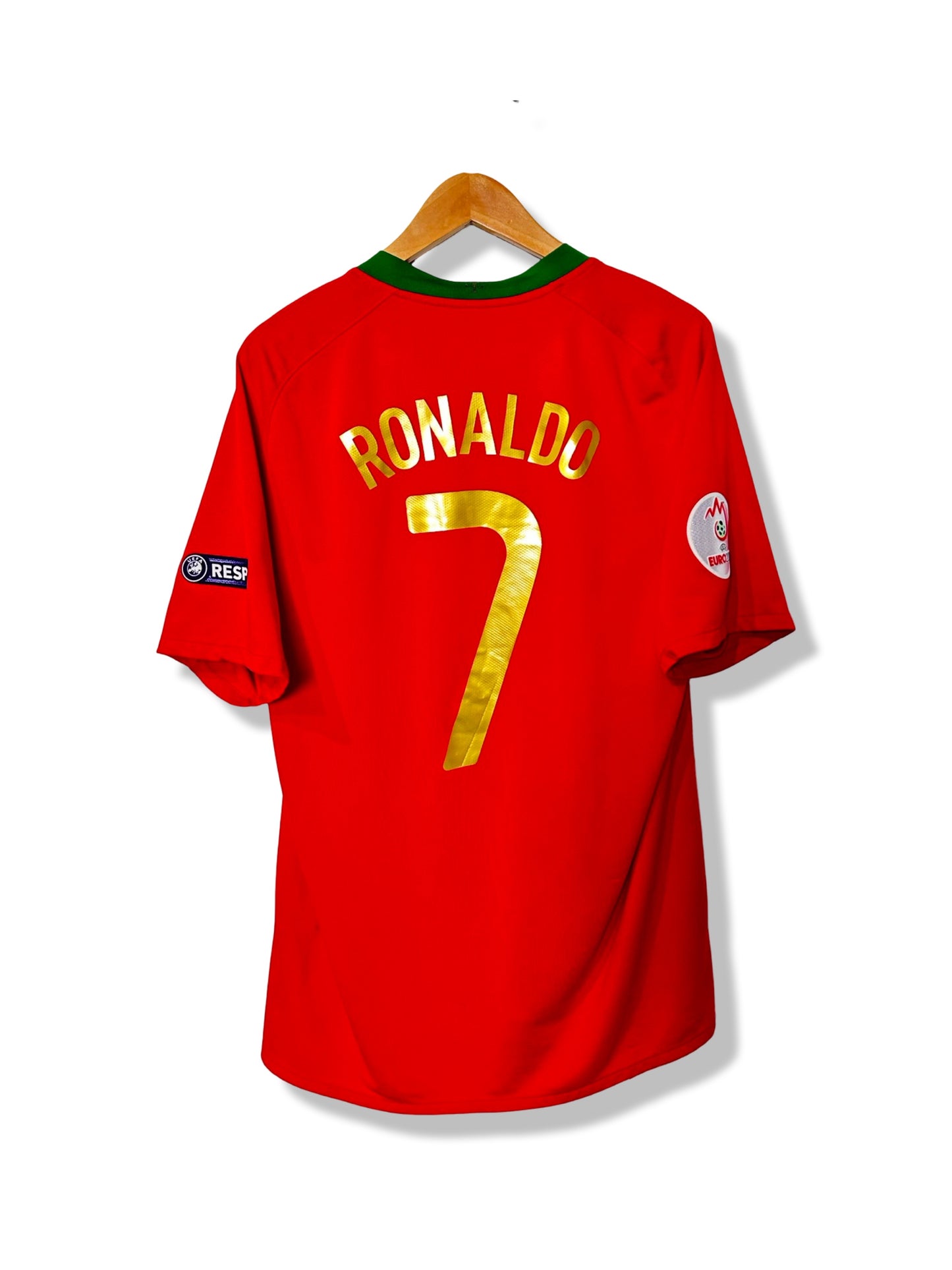 Portugal 2008-10 Home Shirt - Ronaldo #7 - M