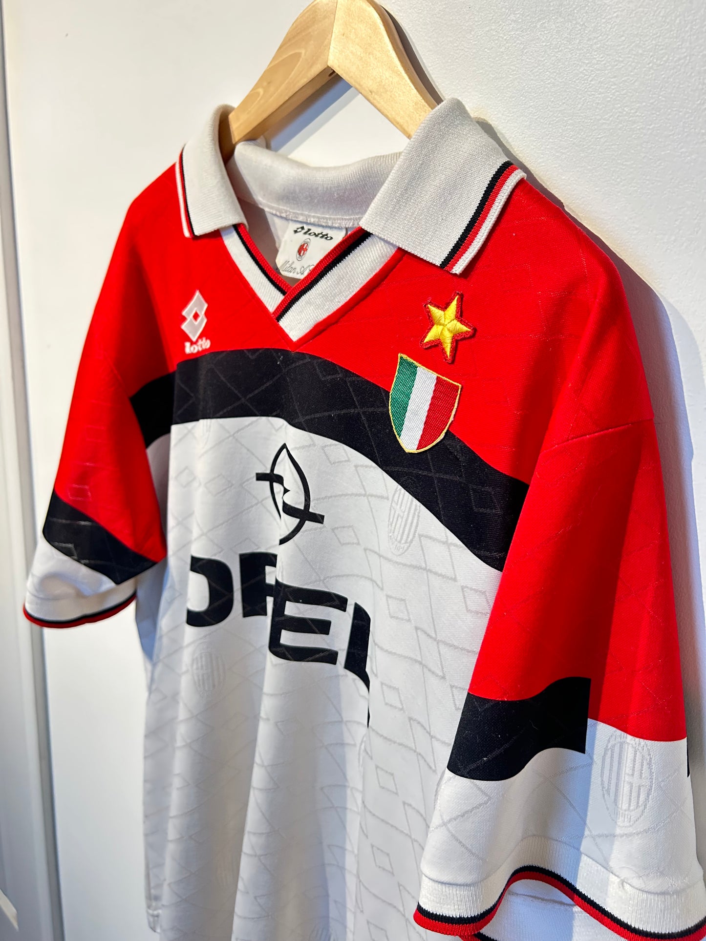 AC Milan 1994-95 Away Shirt - M