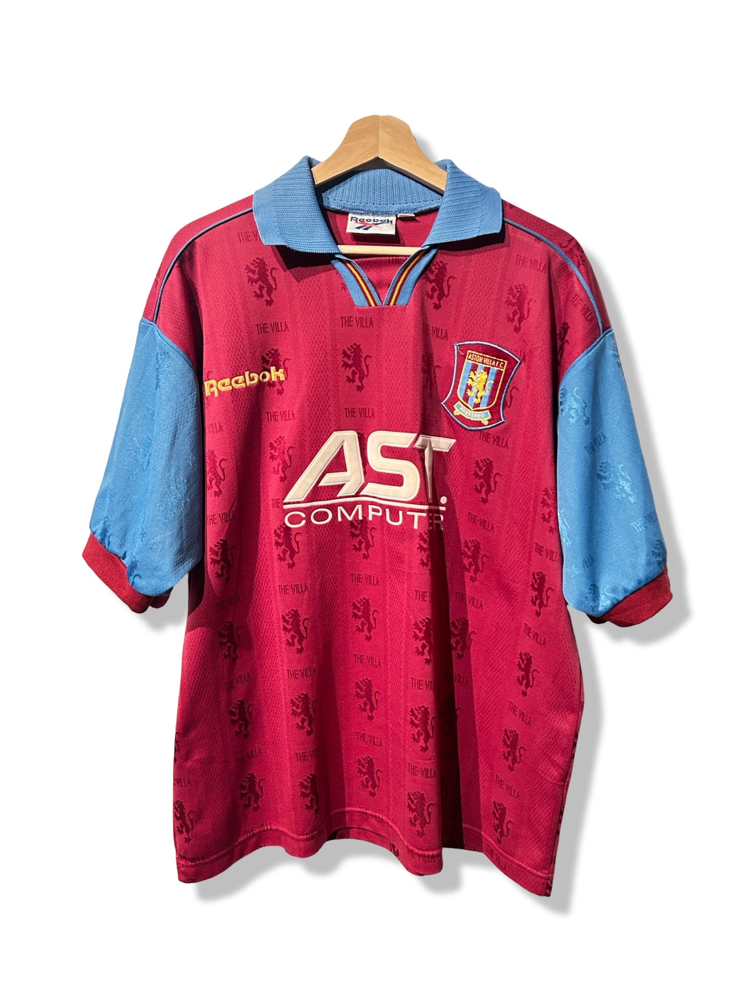 Aston Villa 1995-97 Home Shirt - Yorke #18 - L