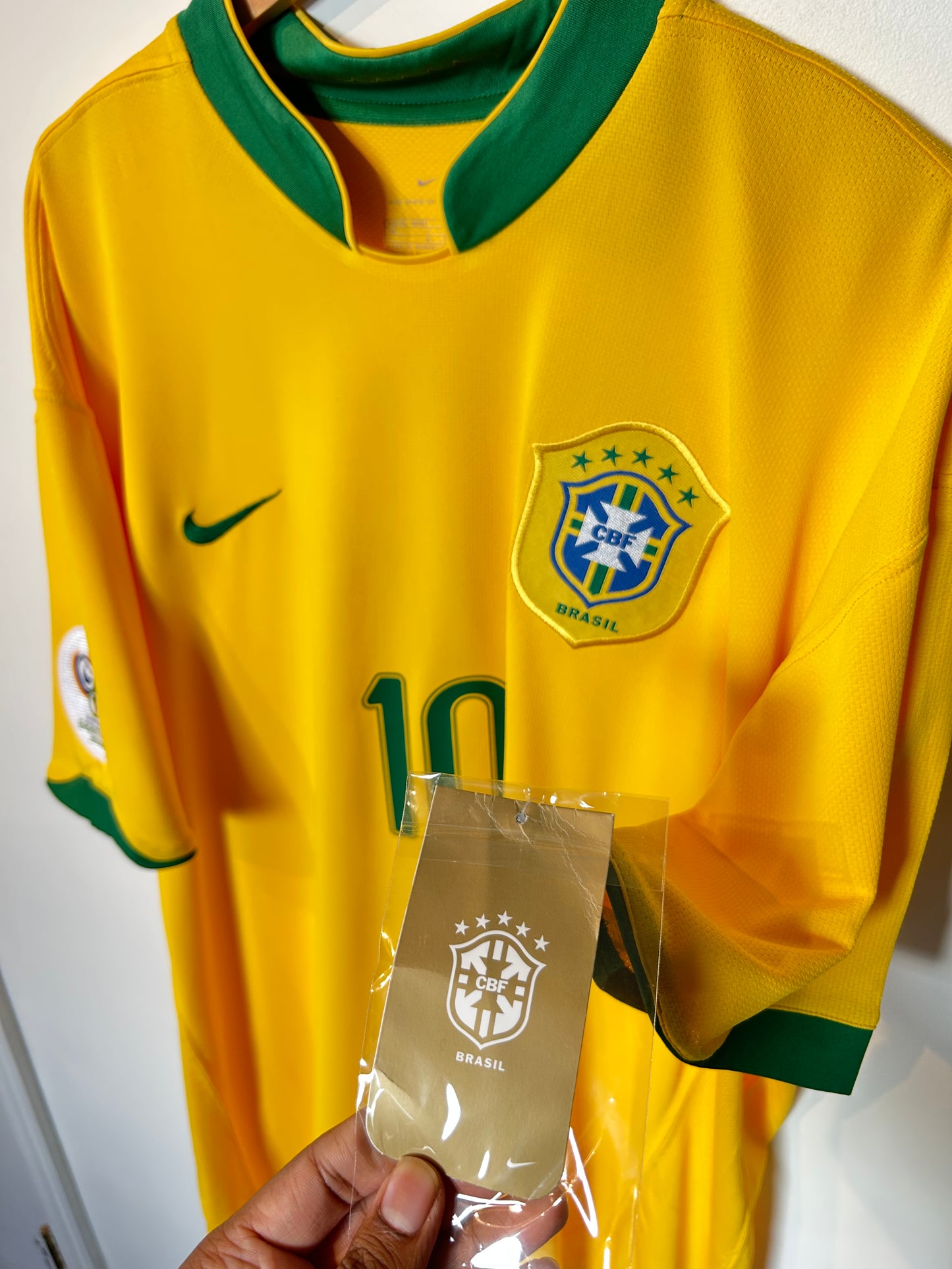 Brazil 2006-08 Home Shirt BNWT - Ronaldinho #10 - 3XL
