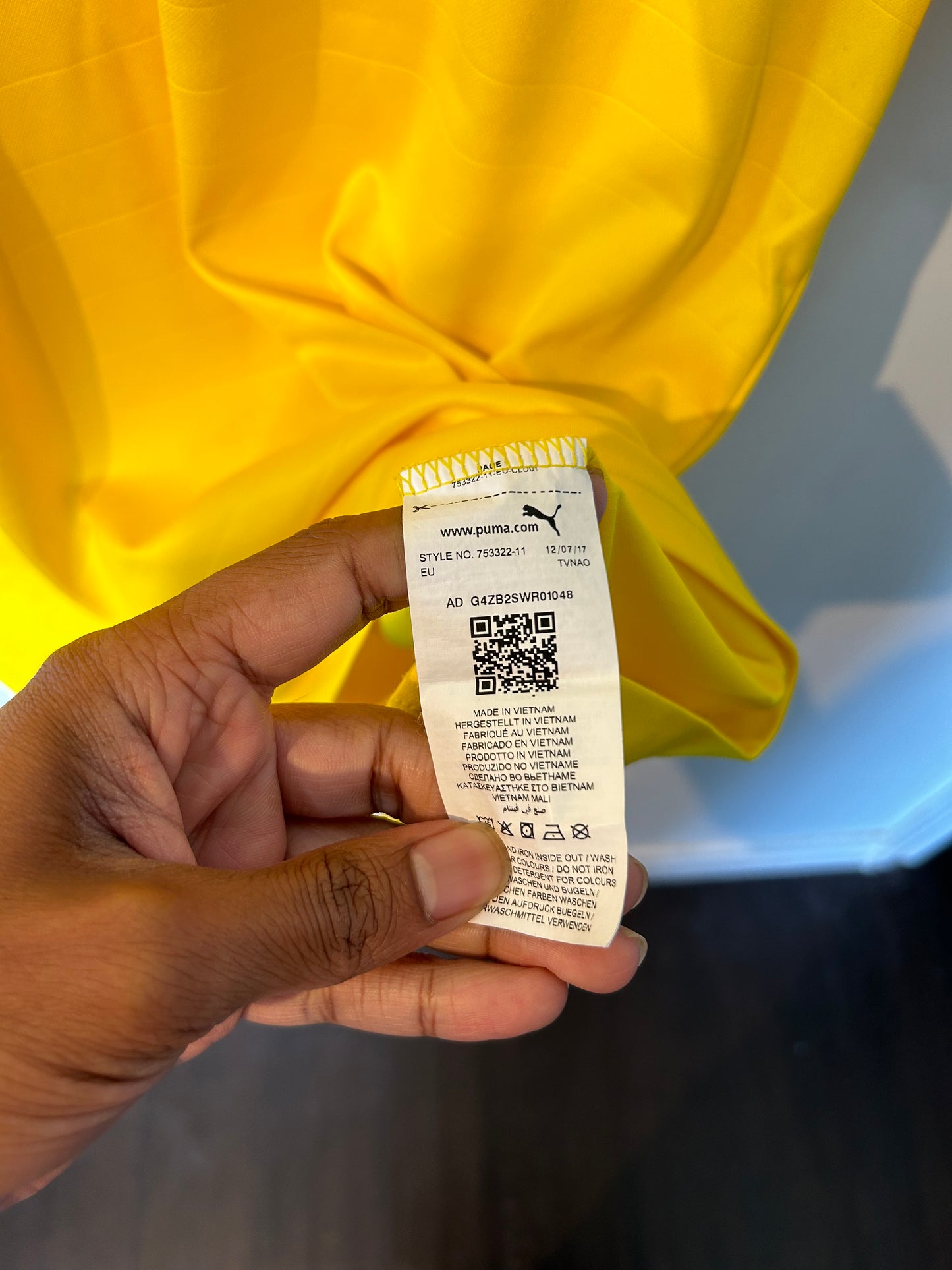 Borussia Dortmund 2018-19 European Home Shirt - Hakimi #5 - L