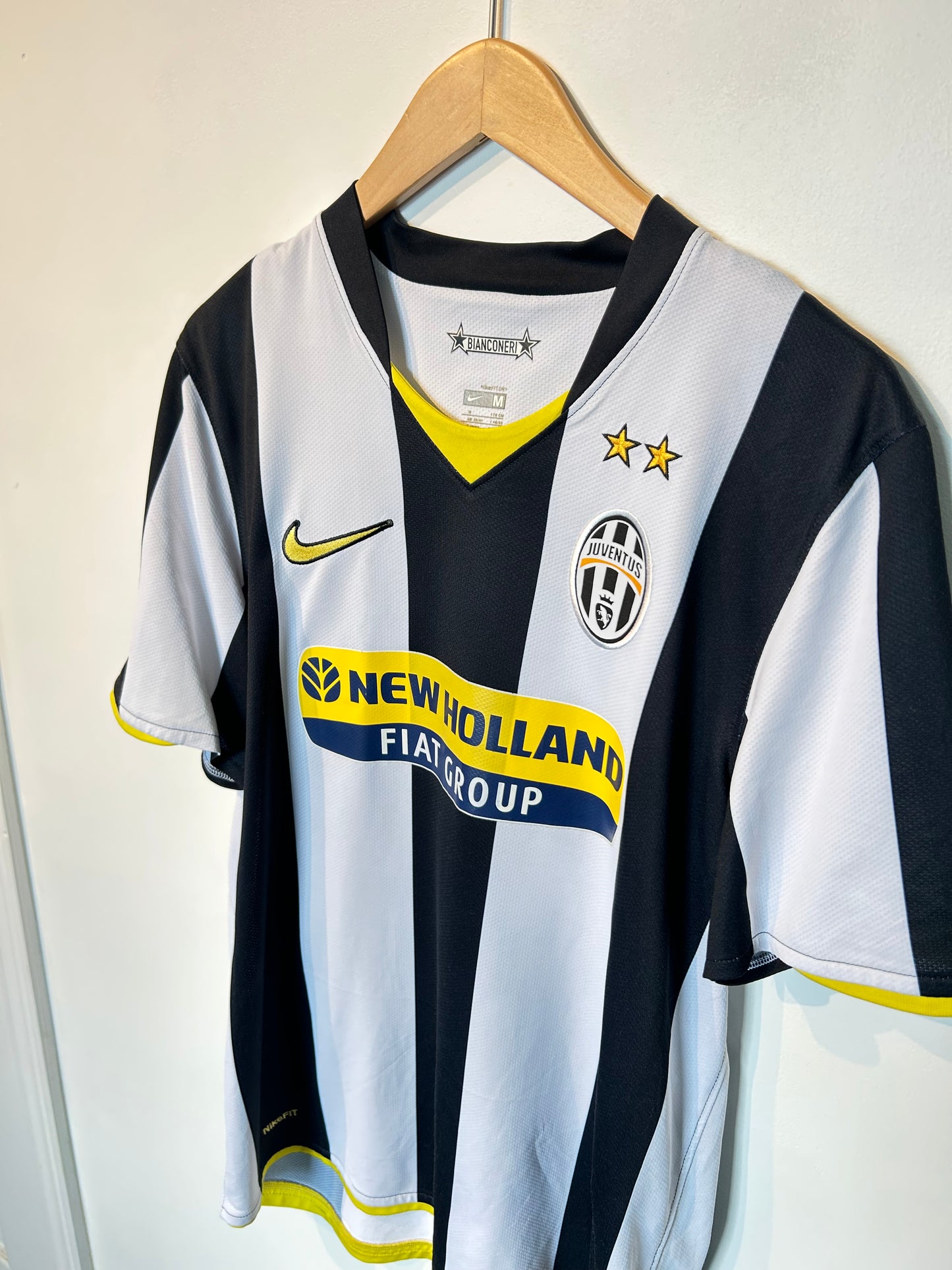 Juventus 2008-09 Home Shirt - Nedved #11 - M
