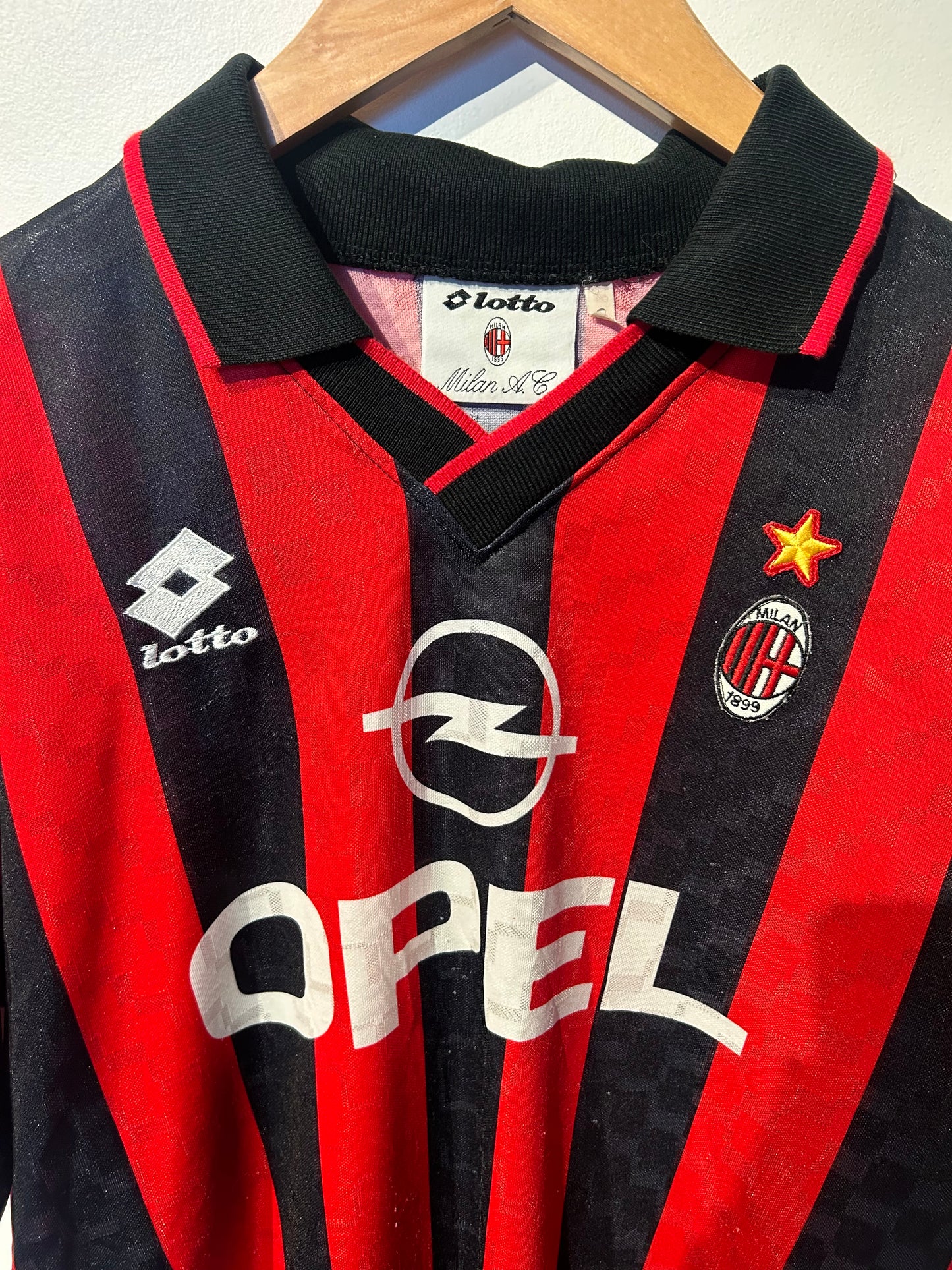 AC Milan 1995-96 Home Shirt - Maldini #3 - S
