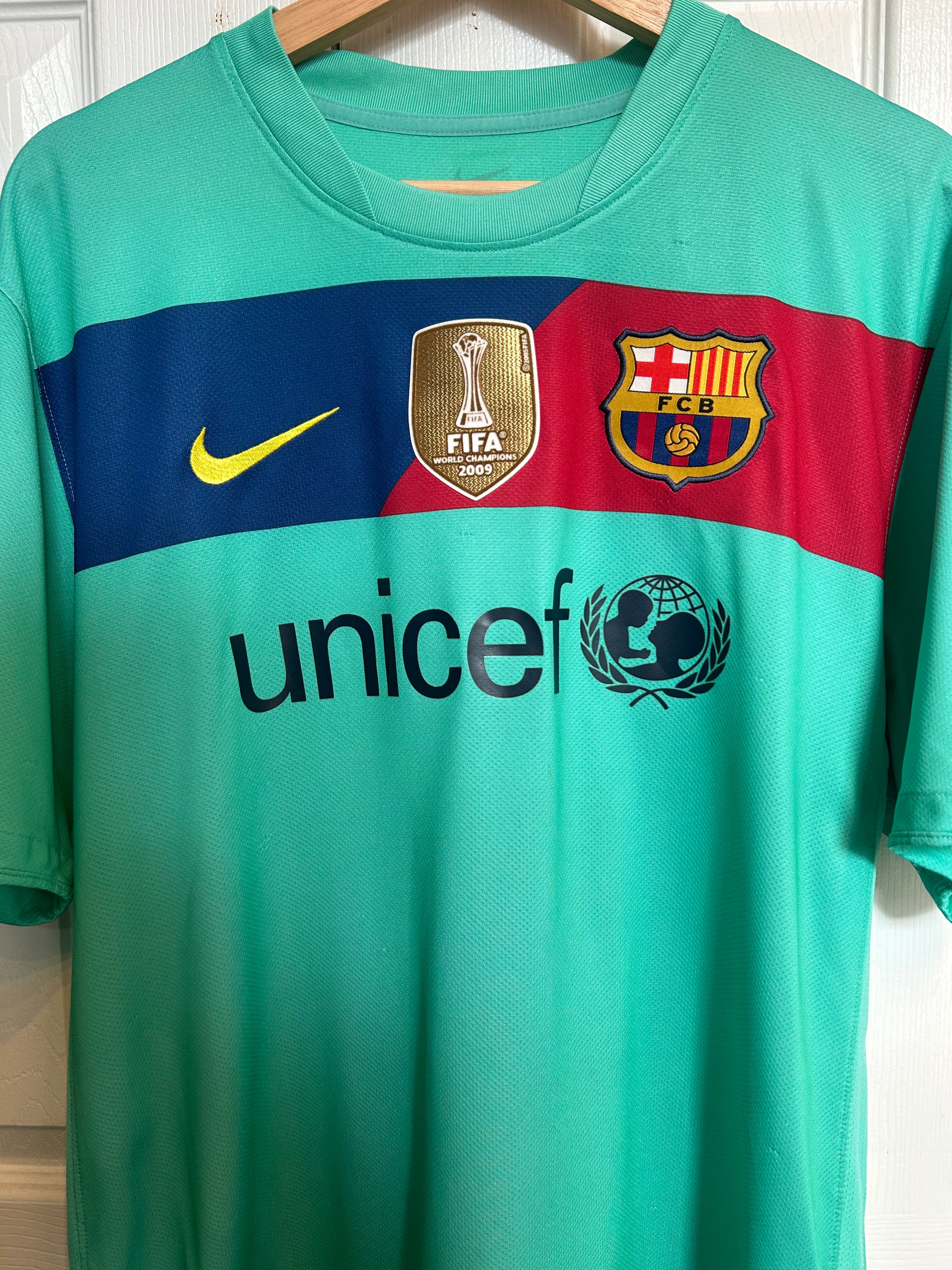 Barcelona 2010-11 Away Shirt - Messi #10 - XL – Football Heaven