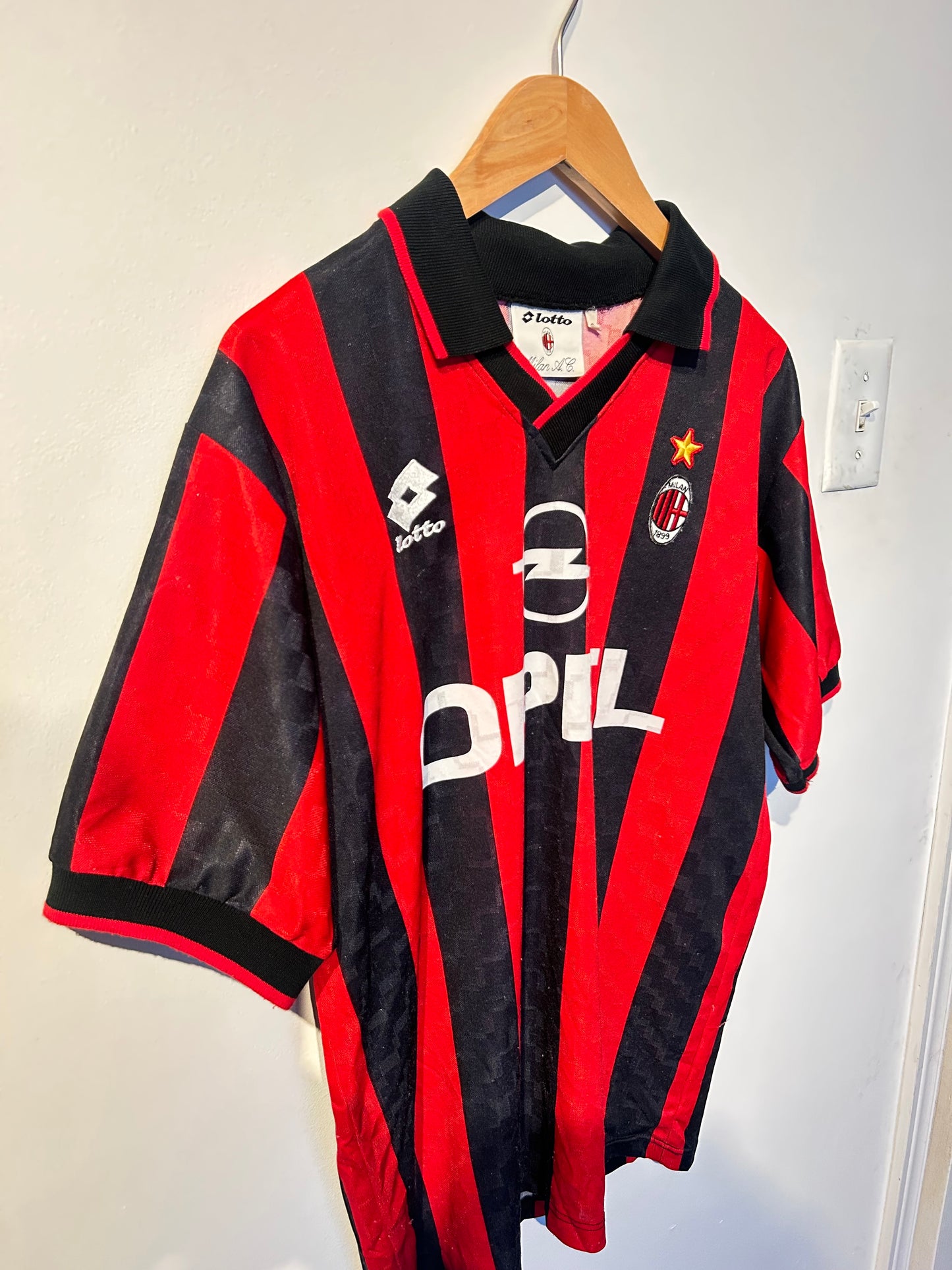 AC Milan 1995-96 Home Shirt - Maldini #3 - S