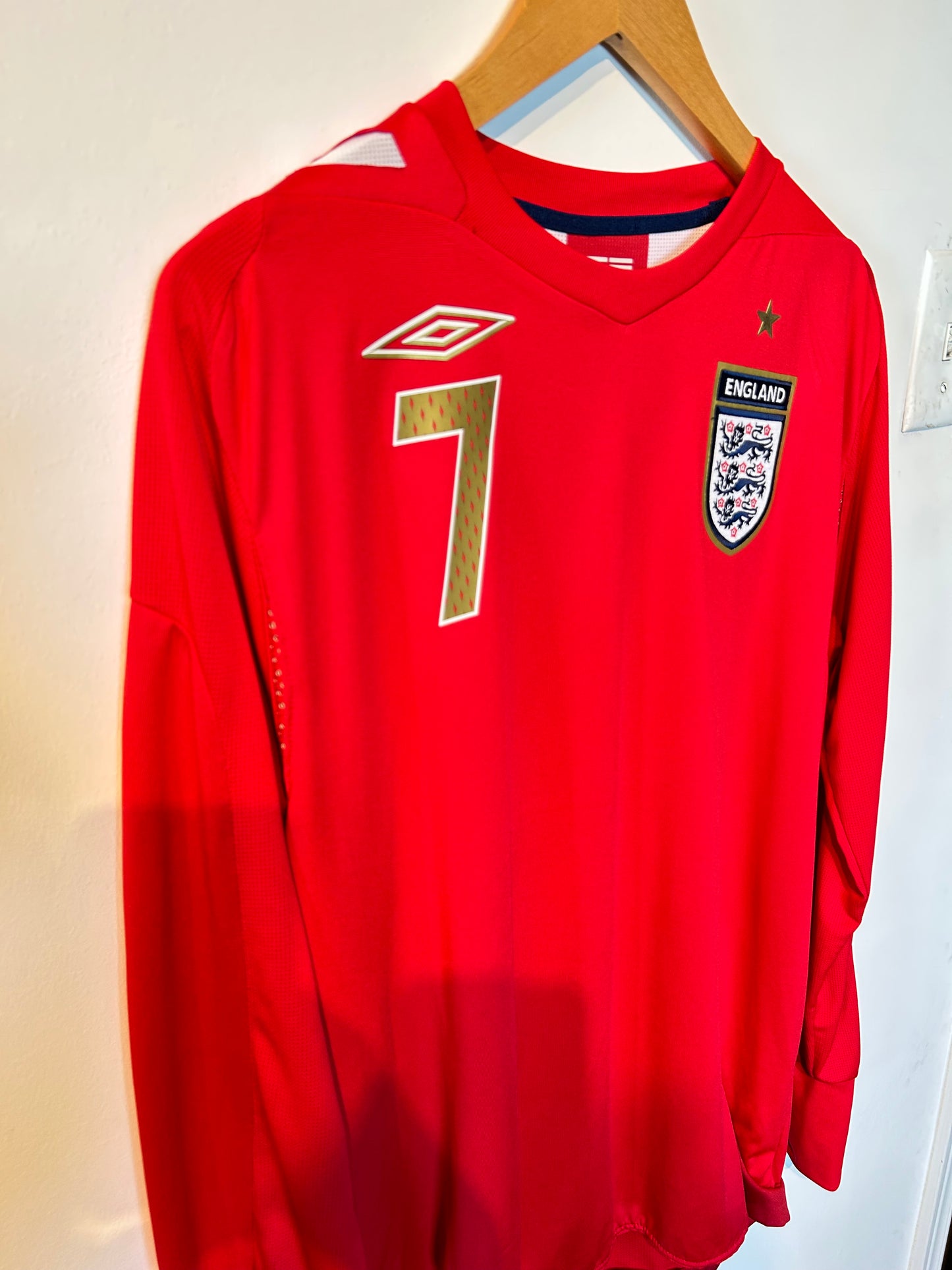 England 2006-08 Away Shirt L/S - Beckham #7 - L