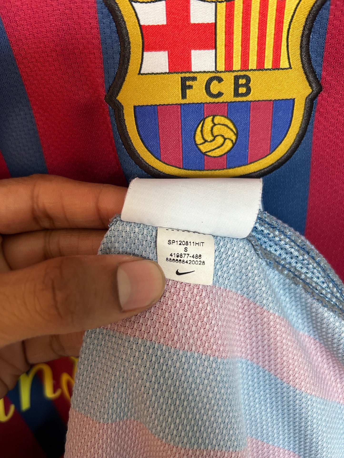 Barcelona 2011-12 Home Shirt - Xavi #6 - S