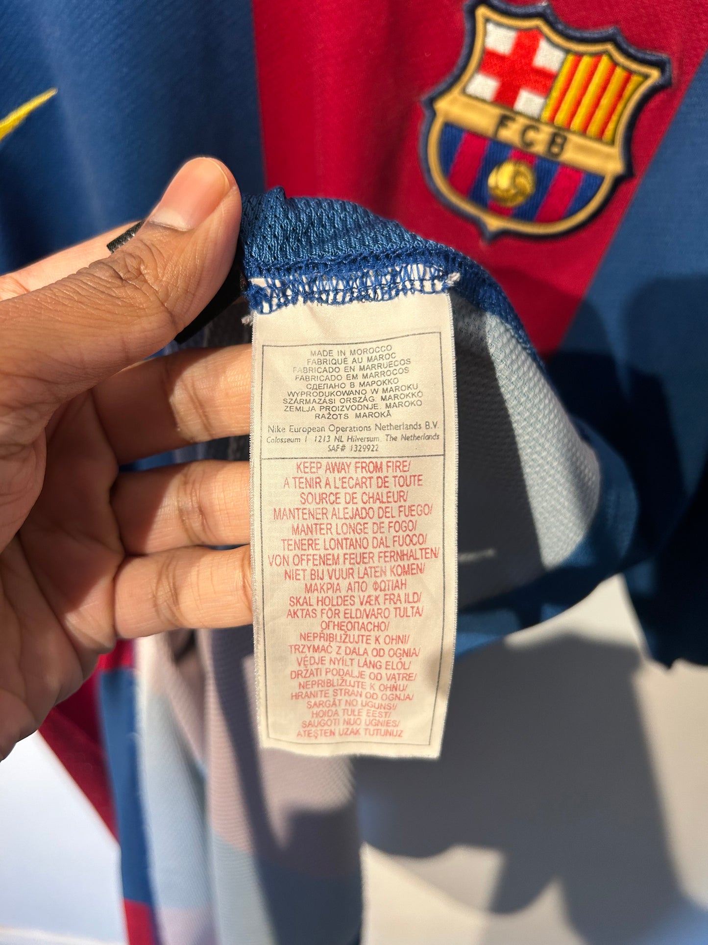 Barcelona 2006-07 Home Shirt - Messi #19 - XL
