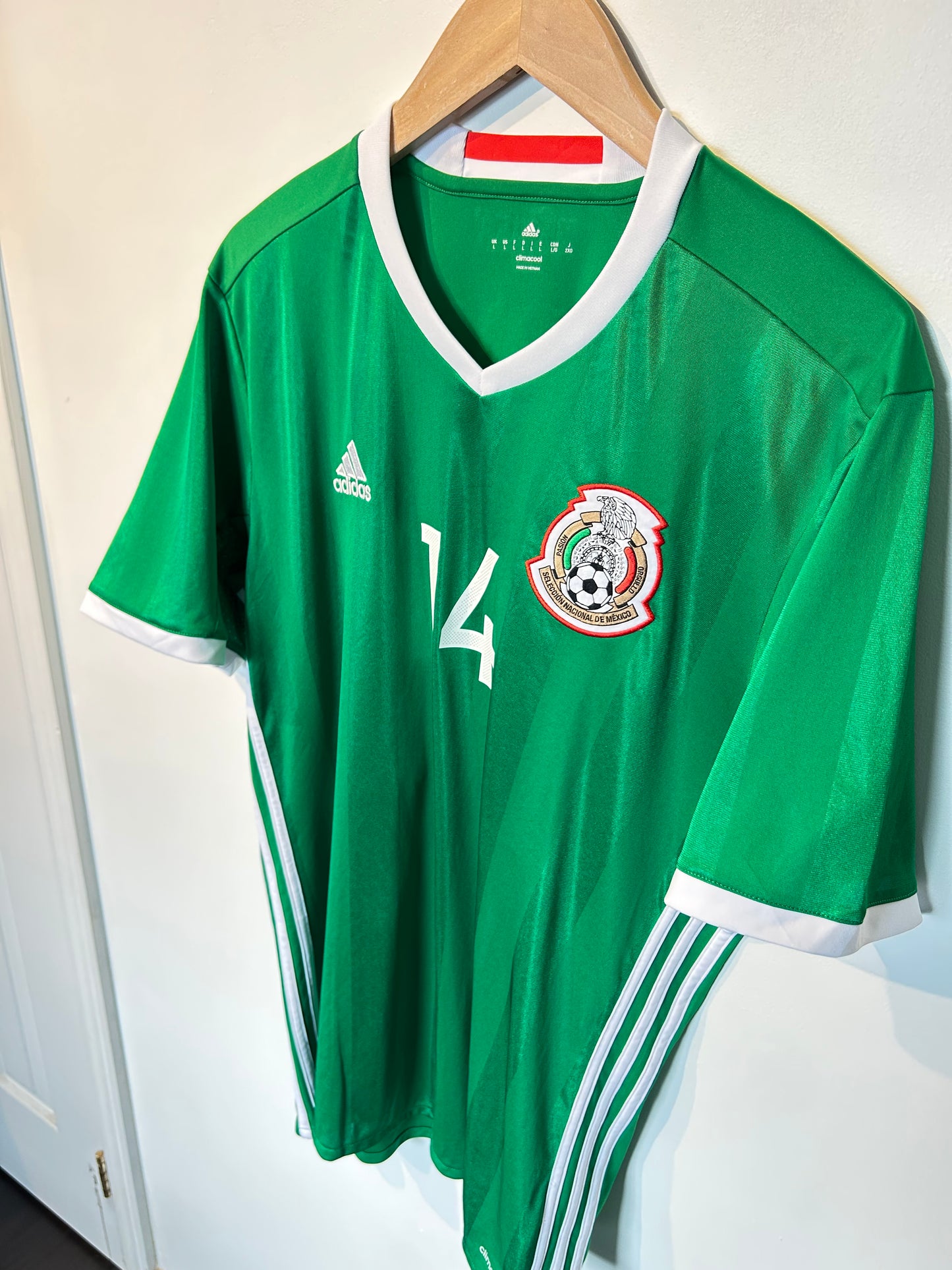 Mexico 2016-17 Home Shirt - Chicharito #14 - L