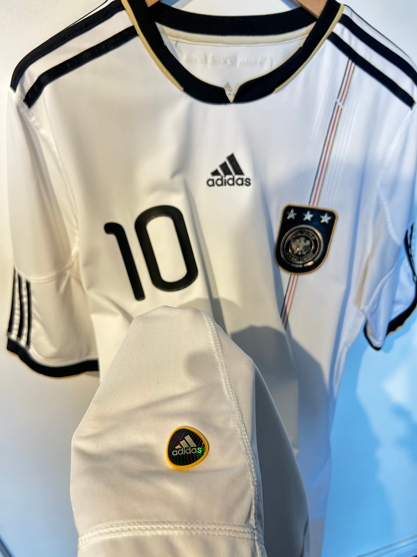 Germany 2010-11 Home Shirt - Podolski #10 - L