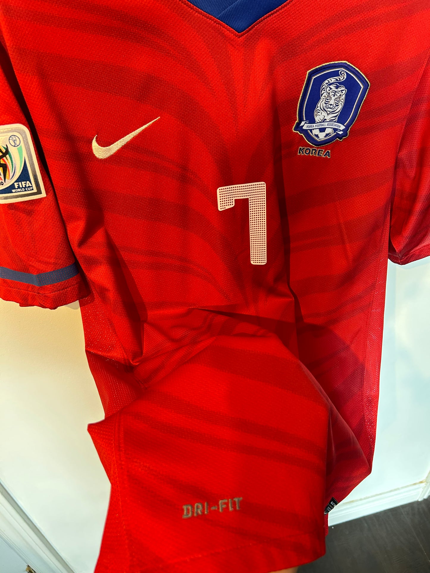 South Korea 2010-11 Home Shirt - Ji Sung Park #7 - XL