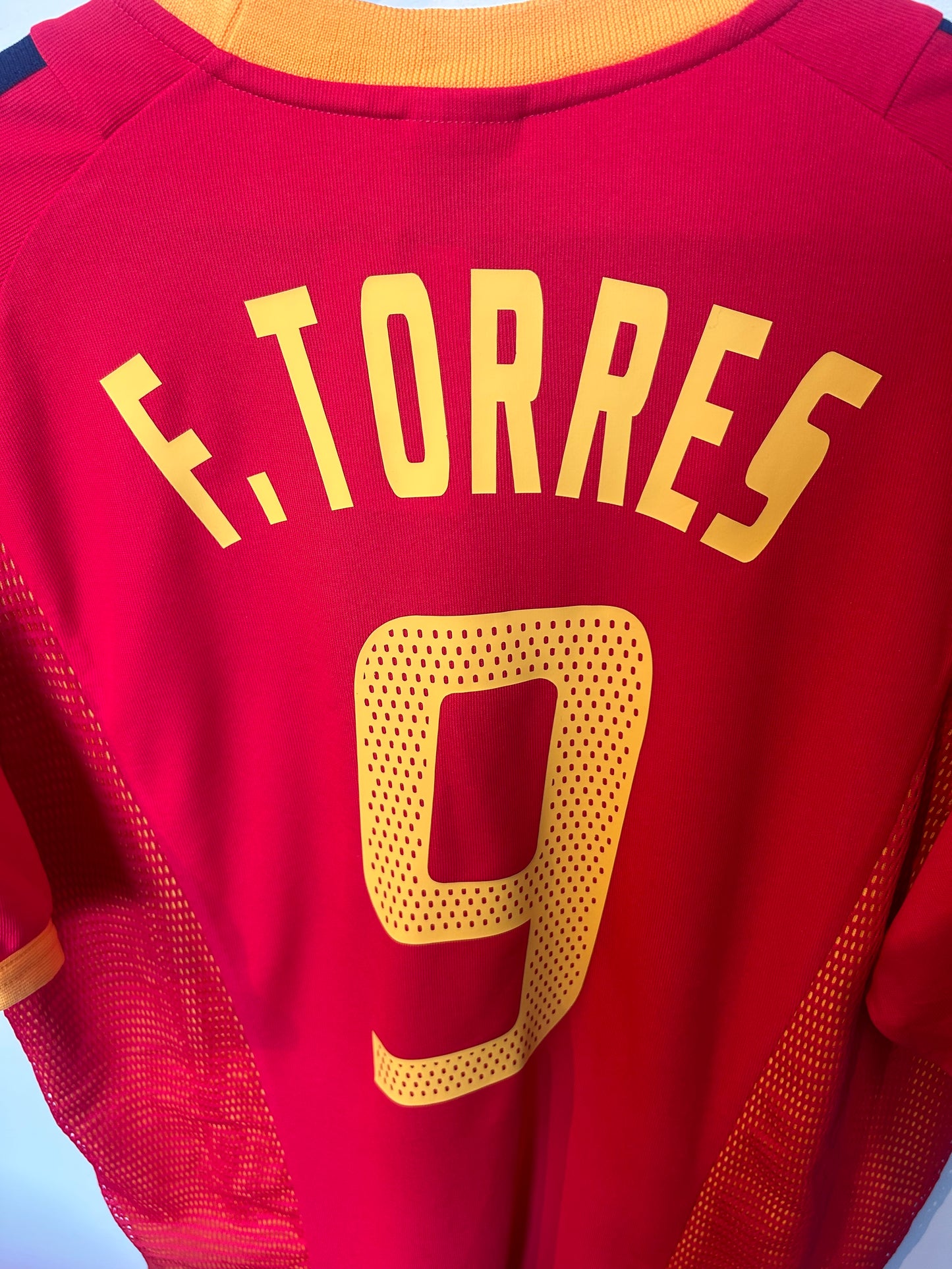 Spain 2002-04 Home Shirt - F. Torres #9 - L