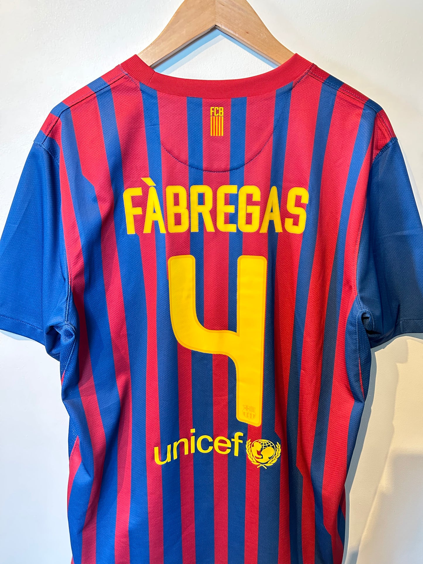 Barcelona 2011-12 Home Shirt - Fabregas #4 - L