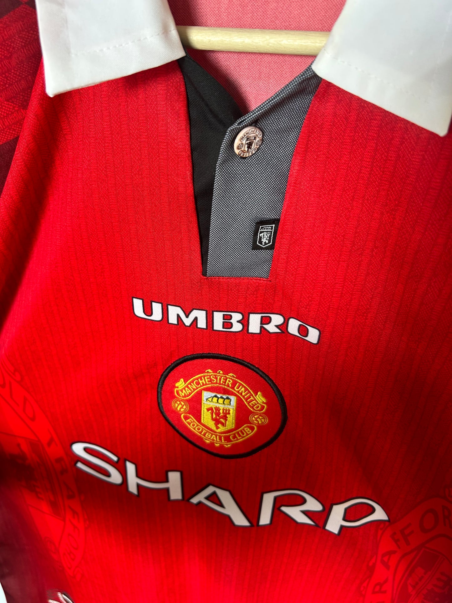 Manchester United 1996-97 Home Shirt - Cantona #7 - XL