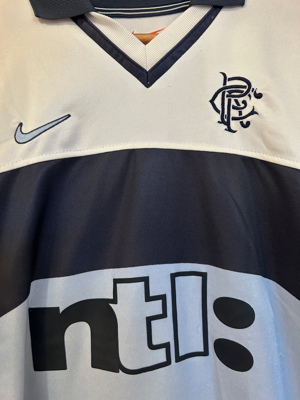Rangers 1999-00 Away Shirt - v. Bronckhorst #8 - M