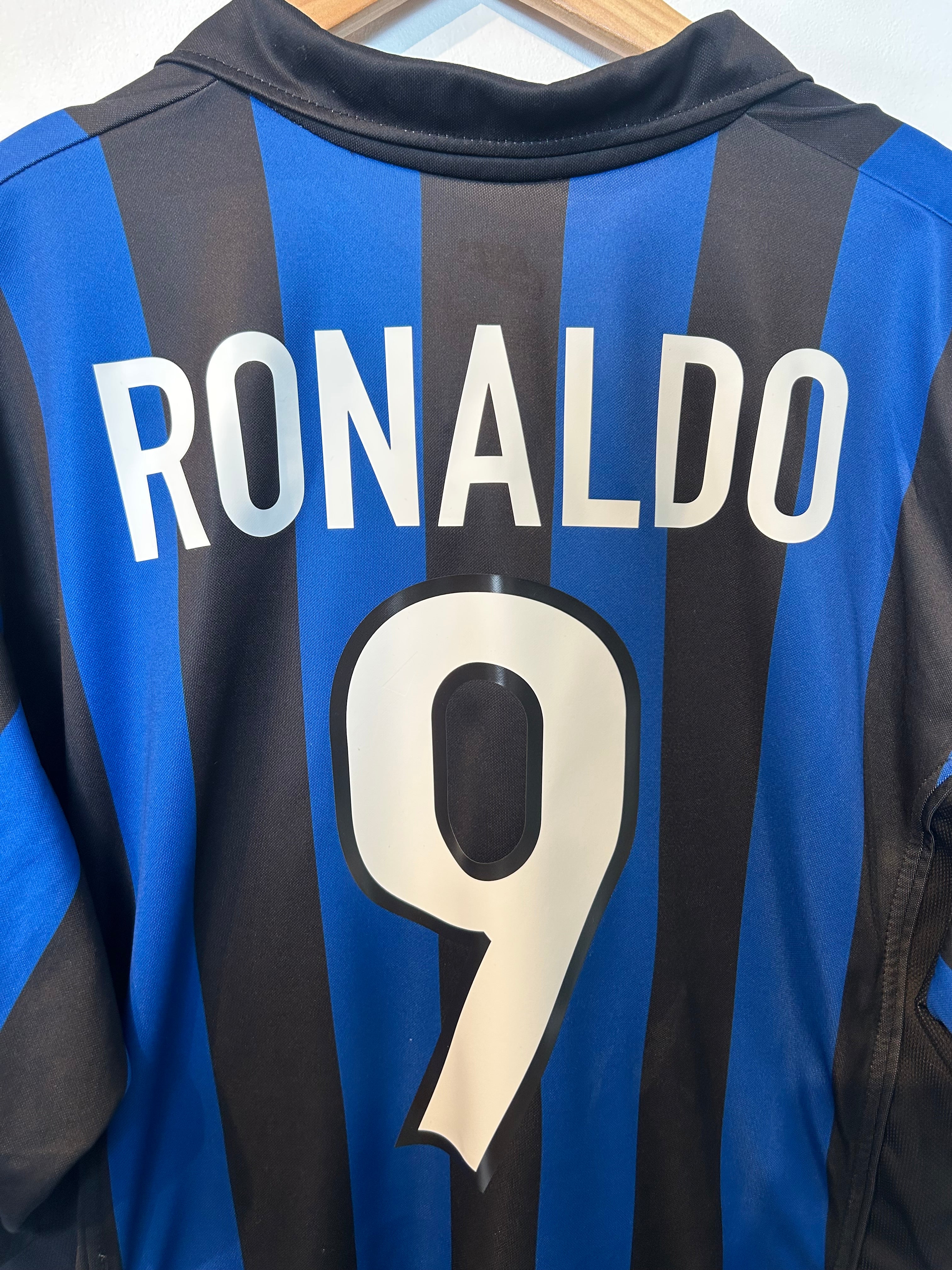Inter Milan 1998-99 Home Shirt - Ronaldo #9 - XL – Football Heaven