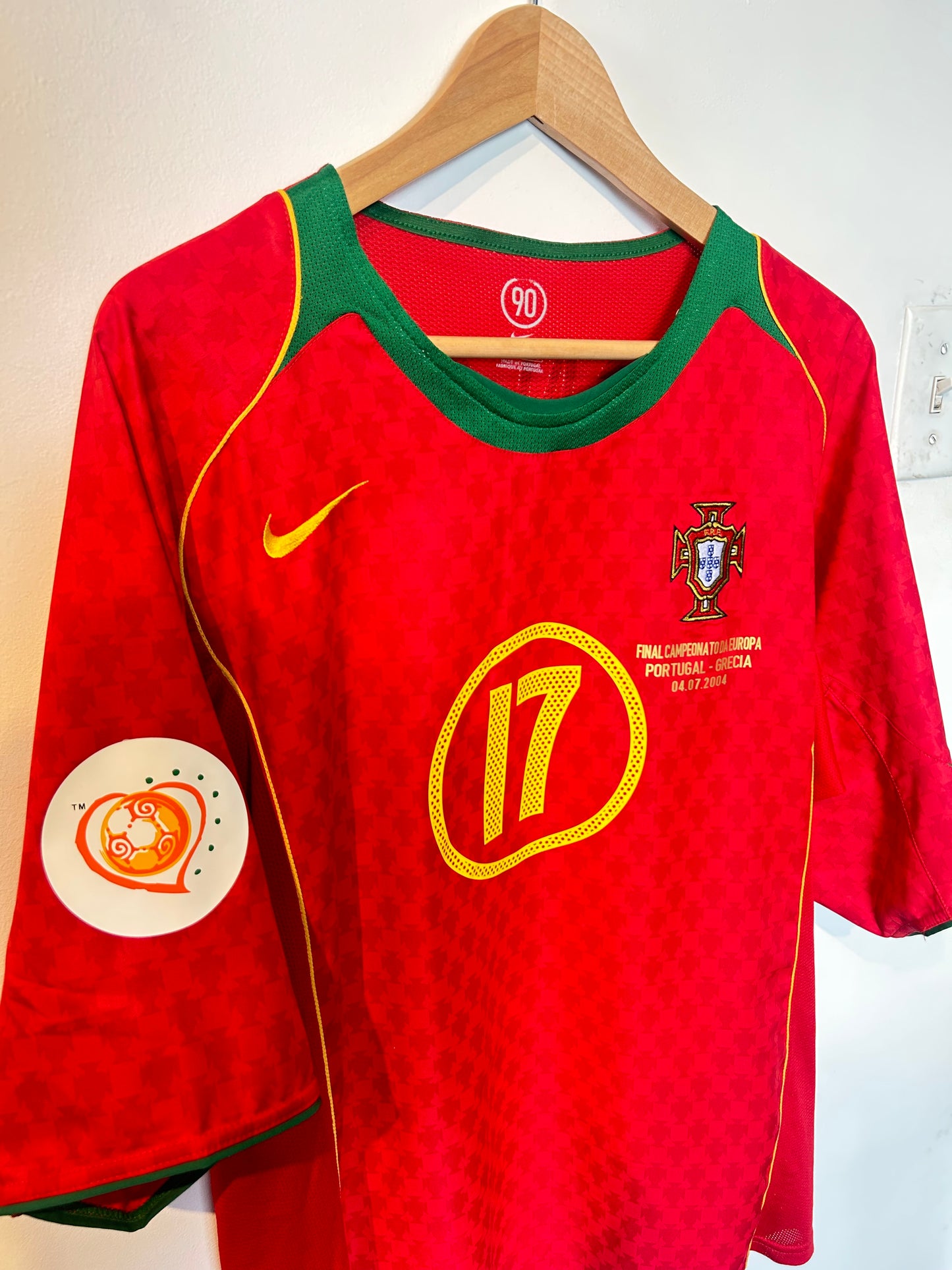 Portugal 2004-06 Home Shirt - C. Ronaldo #17 - XL