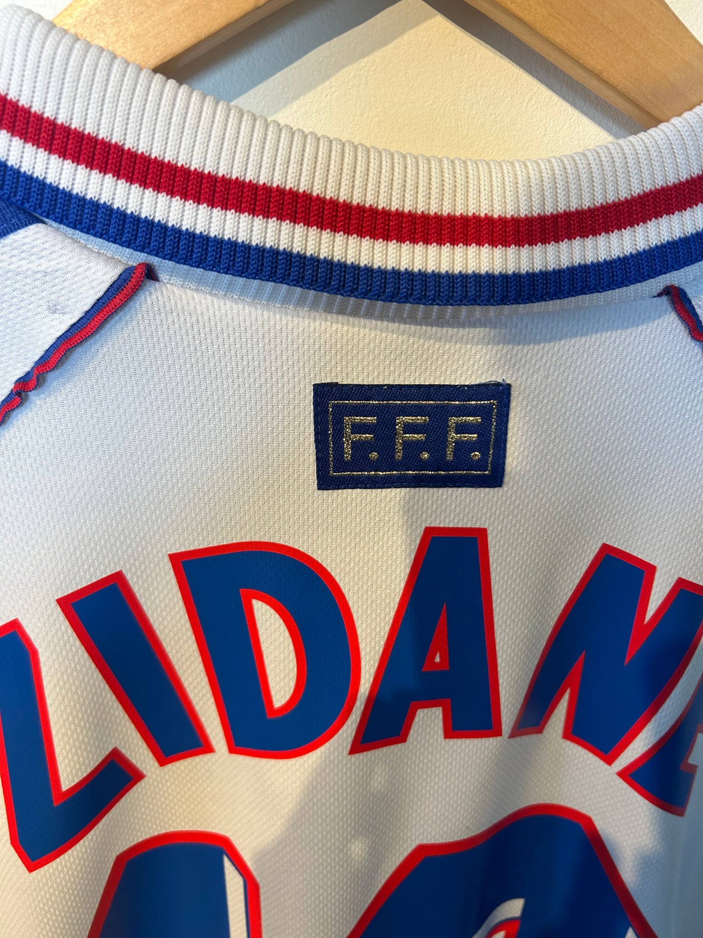 France 1998 Away Shirt - Zidane #10 - L