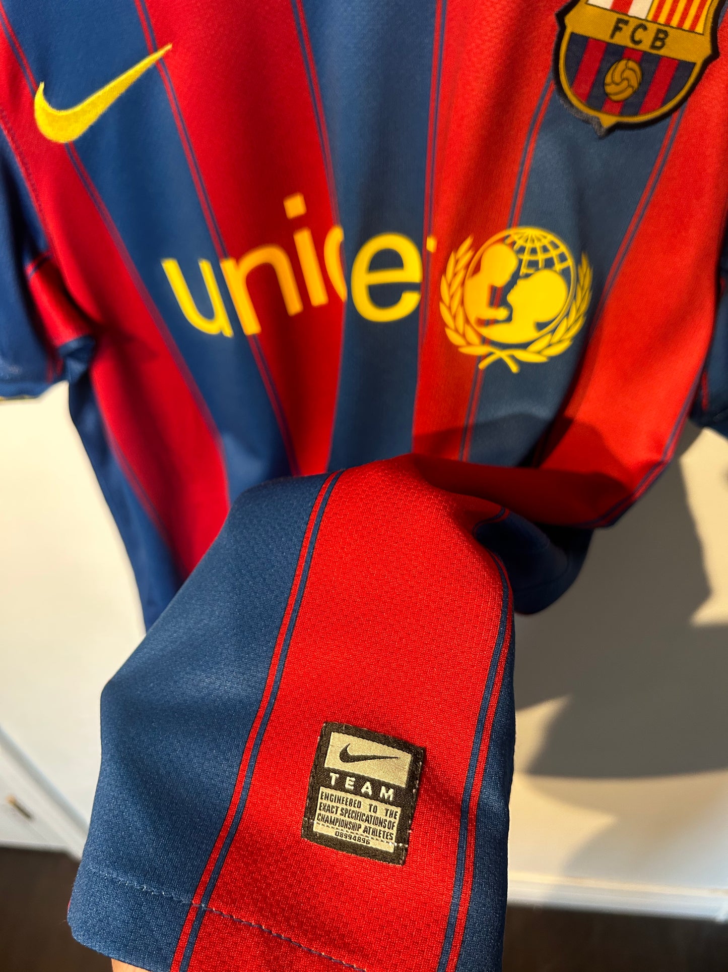 Barcelona 2009-10 Home Shirt - Puyol #5 - S