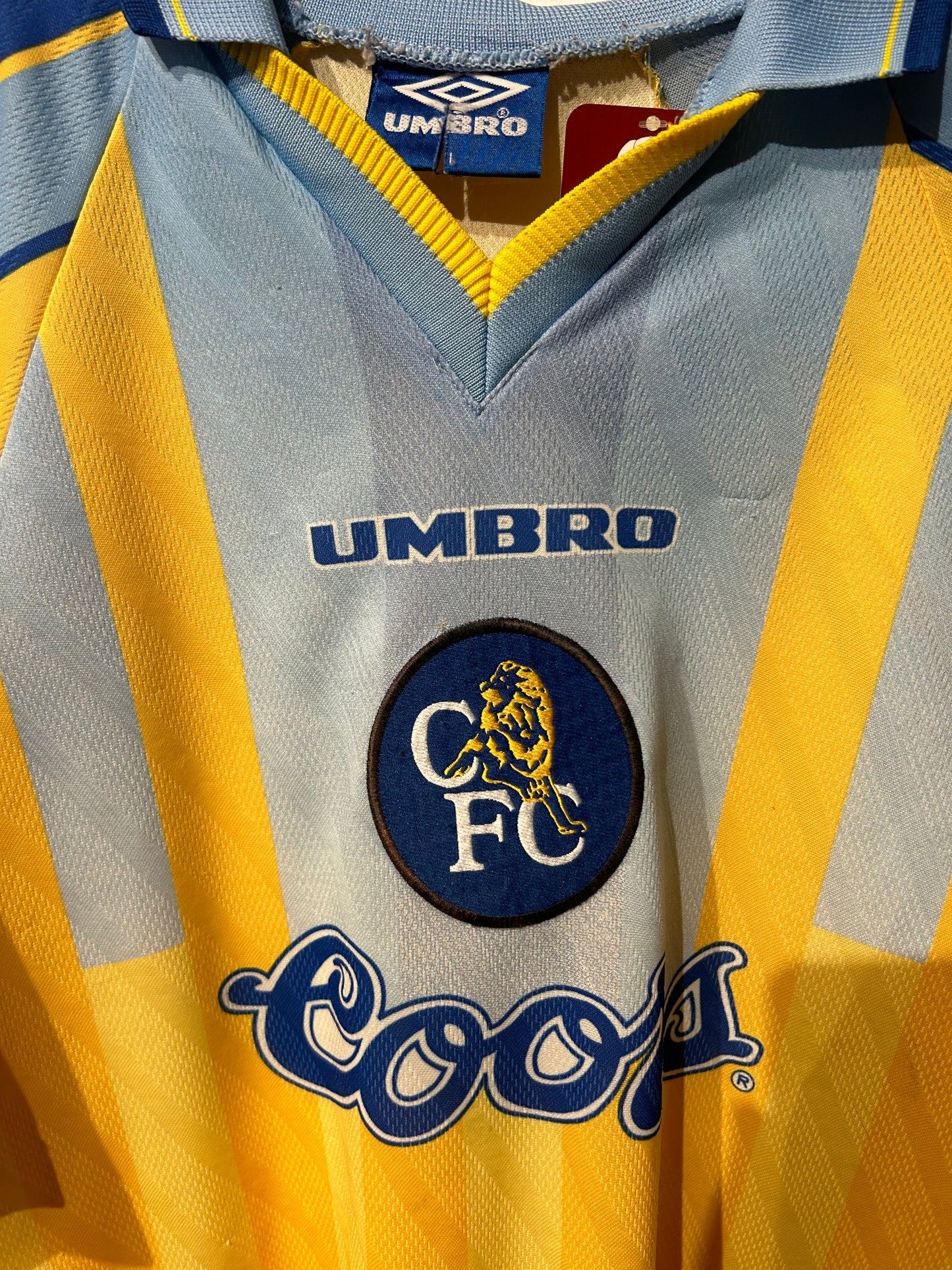 Chelsea 1996-97 Away Shirt - Zola #25 - Youth L