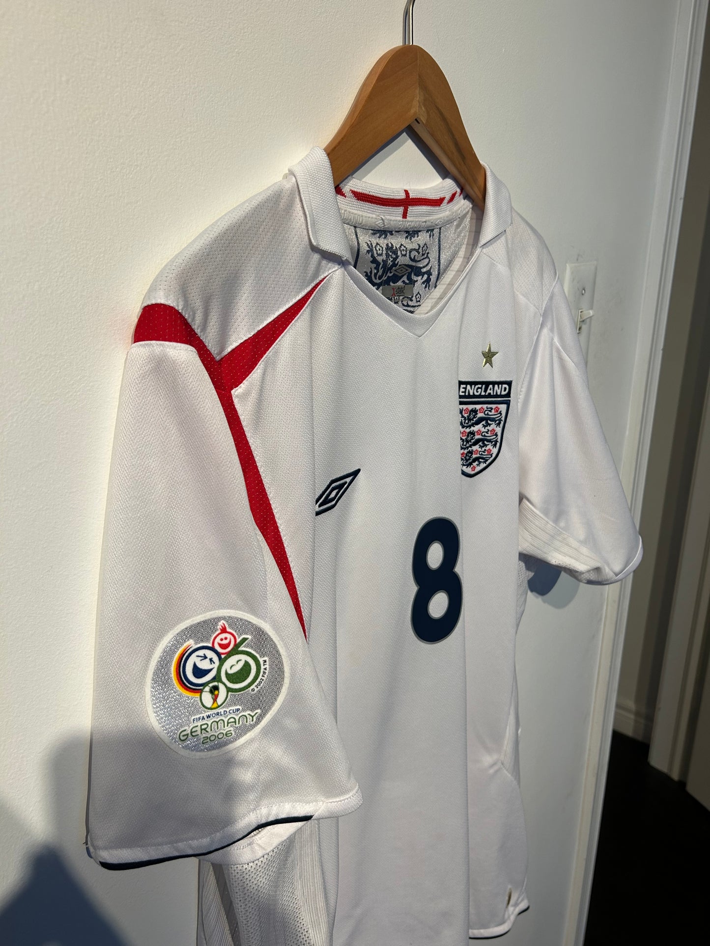 England 2005-07 Home Shirt - Lampard #8 - L