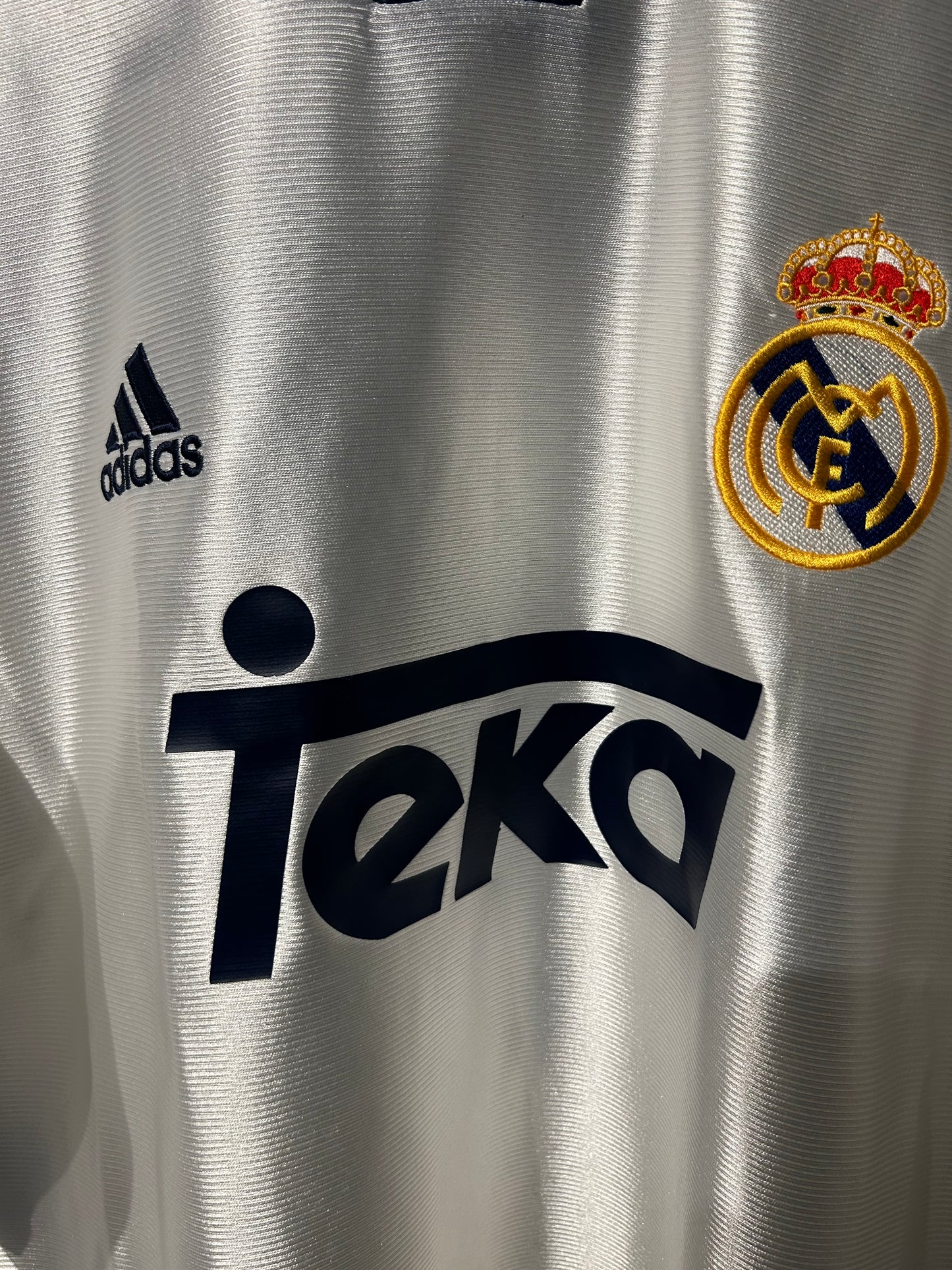 Real Madrid 1999-00 Home Shirt - Raul #7 - L