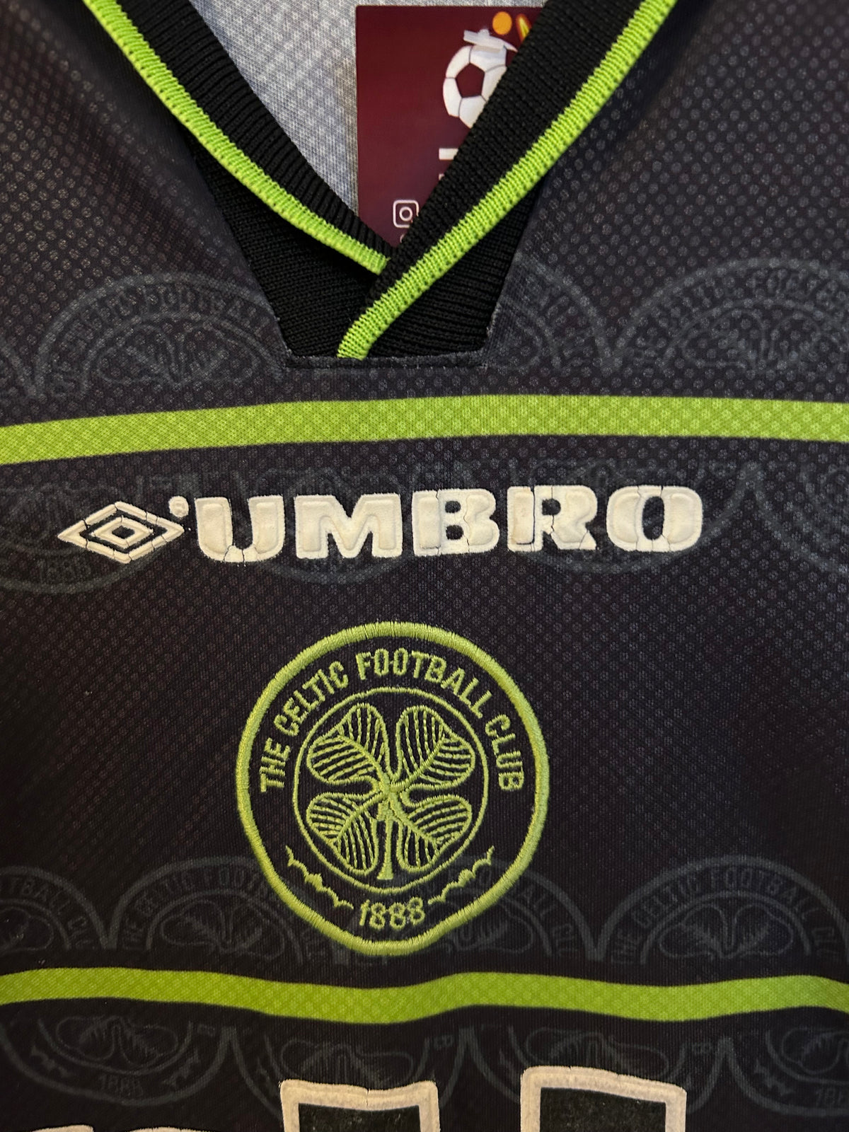 Celtic 1999-00 Away Shirt - Larsson #7 - L